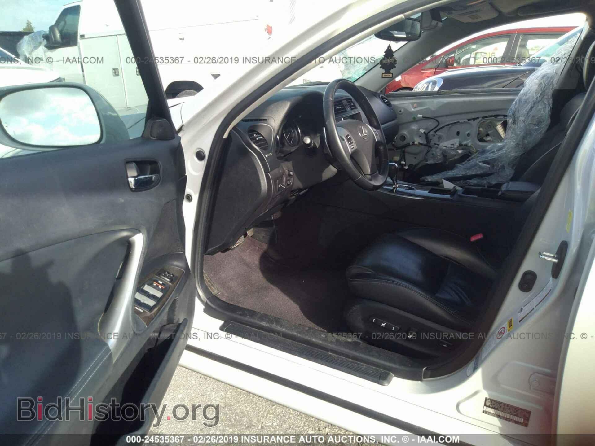 2011 LEXUS IS - VIN: JTHBE5C2XB5026100 - Photo 5