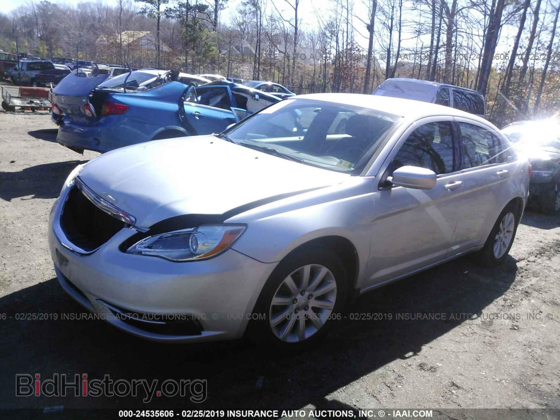 2012 CHRYSLER 200 - VIN: 1C3CCBBG9CN139484 - Фото 2