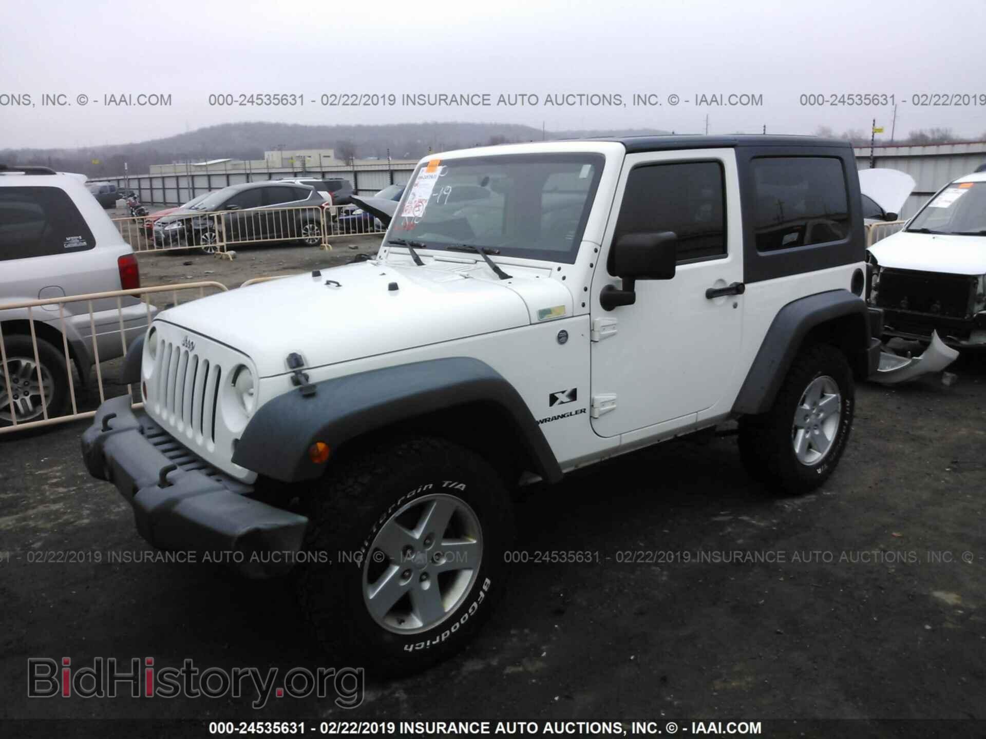 2008 JEEP WRANGLER - VIN: 1J4FA241X8L537095 - Фото 2