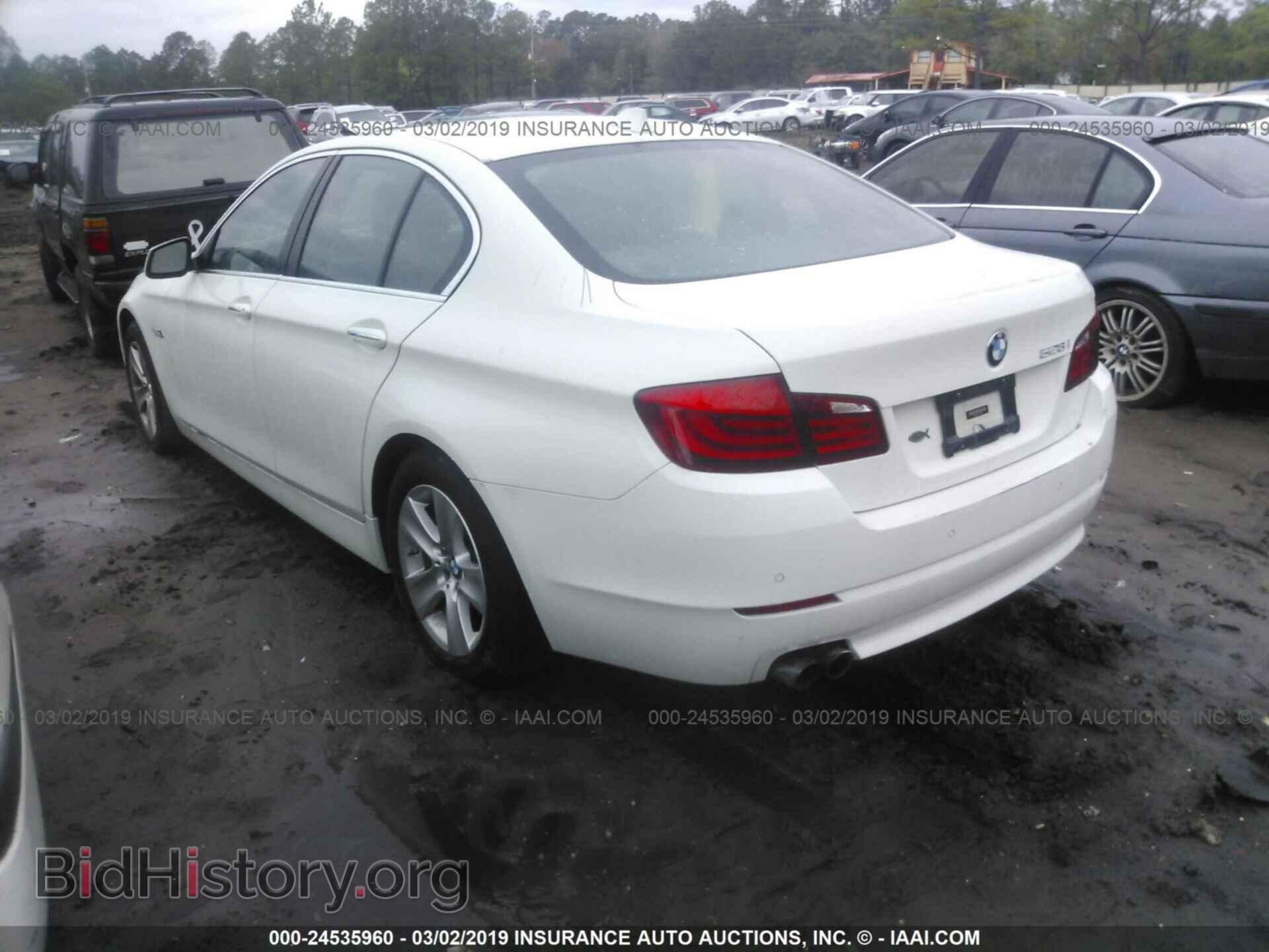 2012 BMW 528 - VIN: WBAXG5C54CDX01634 - Photo 3