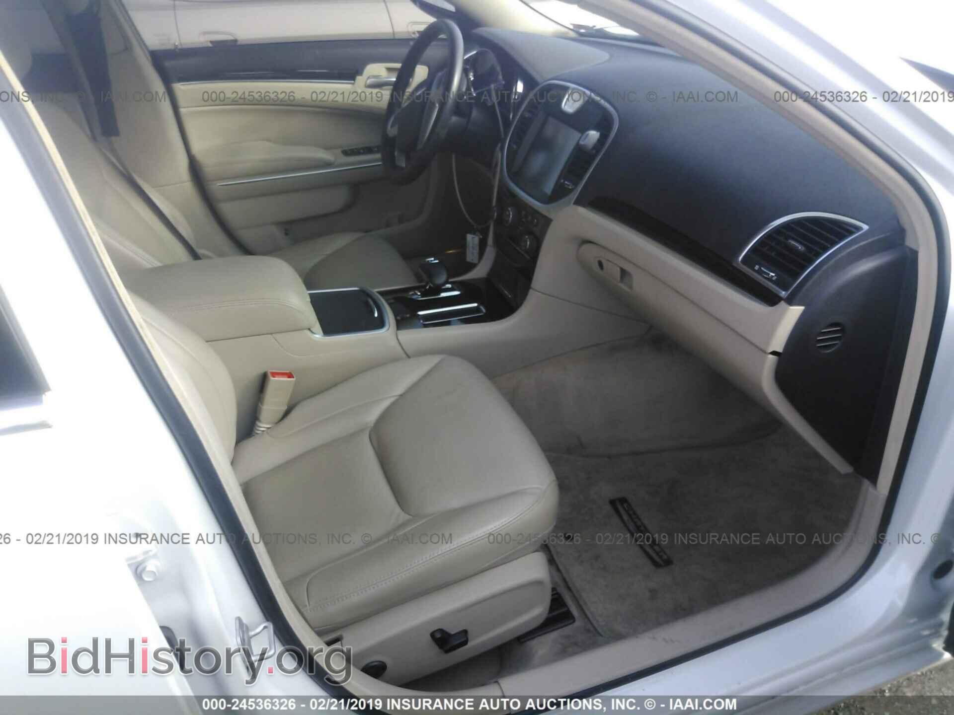 2012 CHRYSLER 300 - VIN: 2C3CCACGXCH227347 - Фото 5
