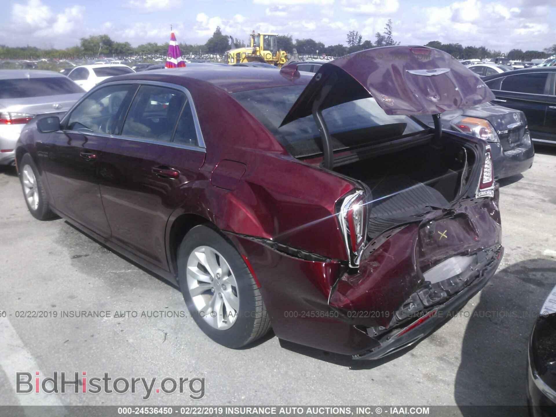 2016 CHRYSLER 300 - VIN: 2C3CCAAG7GH207663 - Фото 3