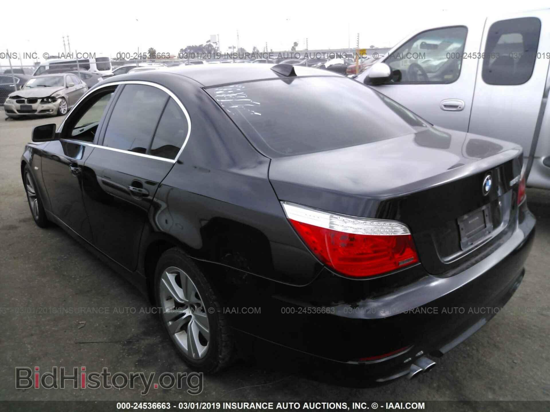 2009 BMW 528 - VIN: WBANU53509C118136 - Фото 3