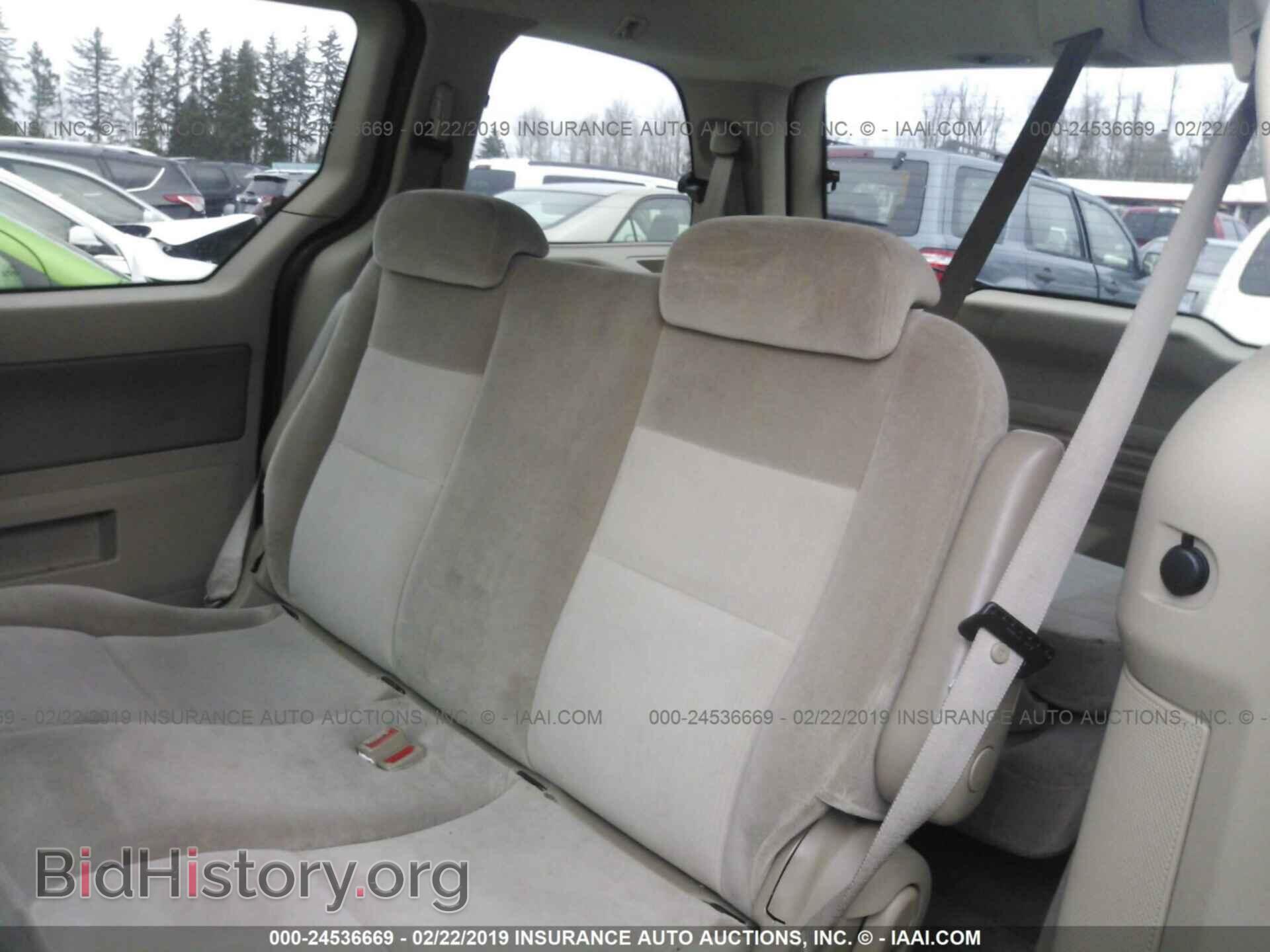 2004 FORD FREESTAR - VIN: 2FMZA57634BB01609 - Фото 8