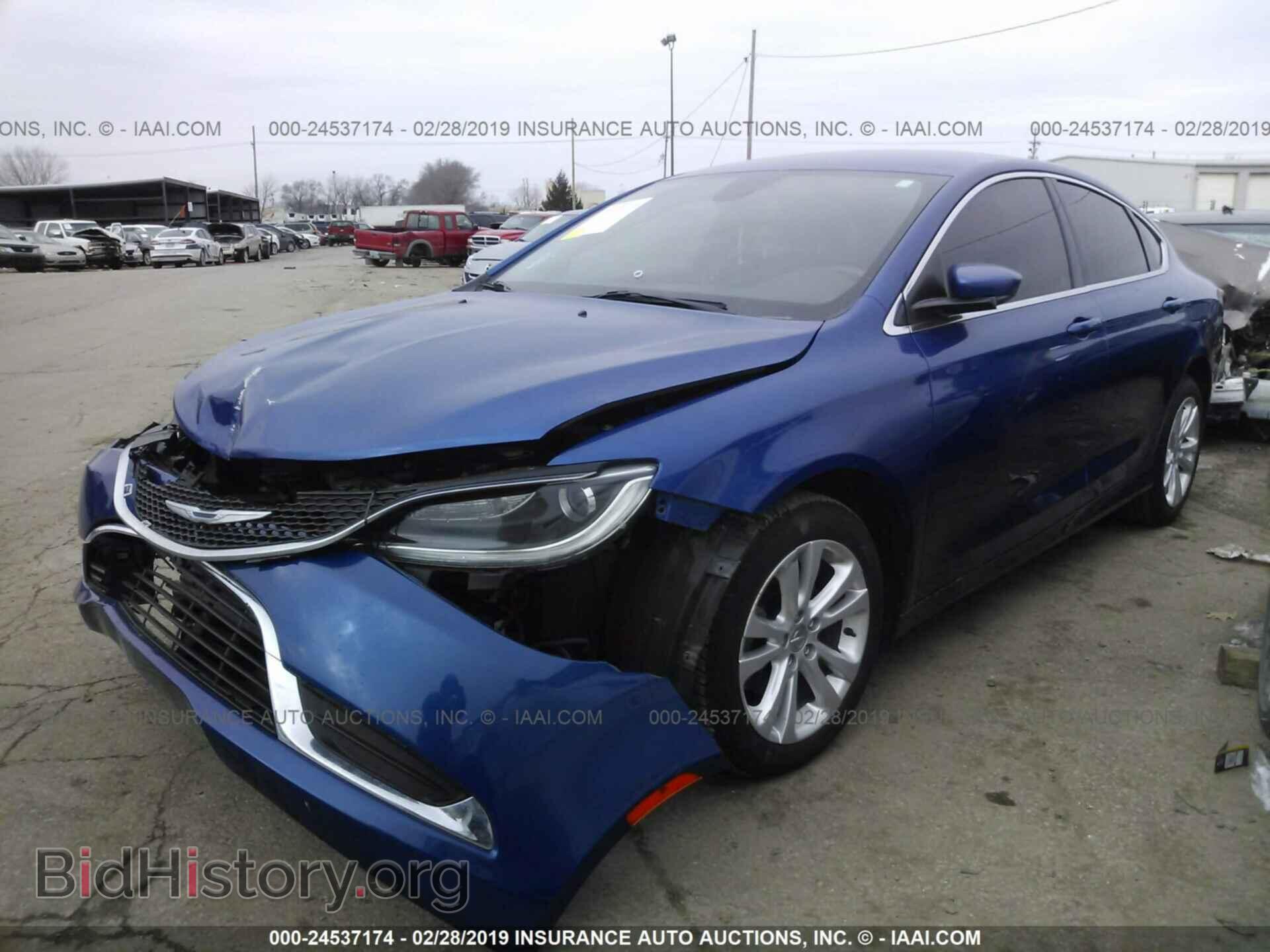 2015 CHRYSLER 200 - VIN: 1C3CCCAB3FN582374 - Фото 2