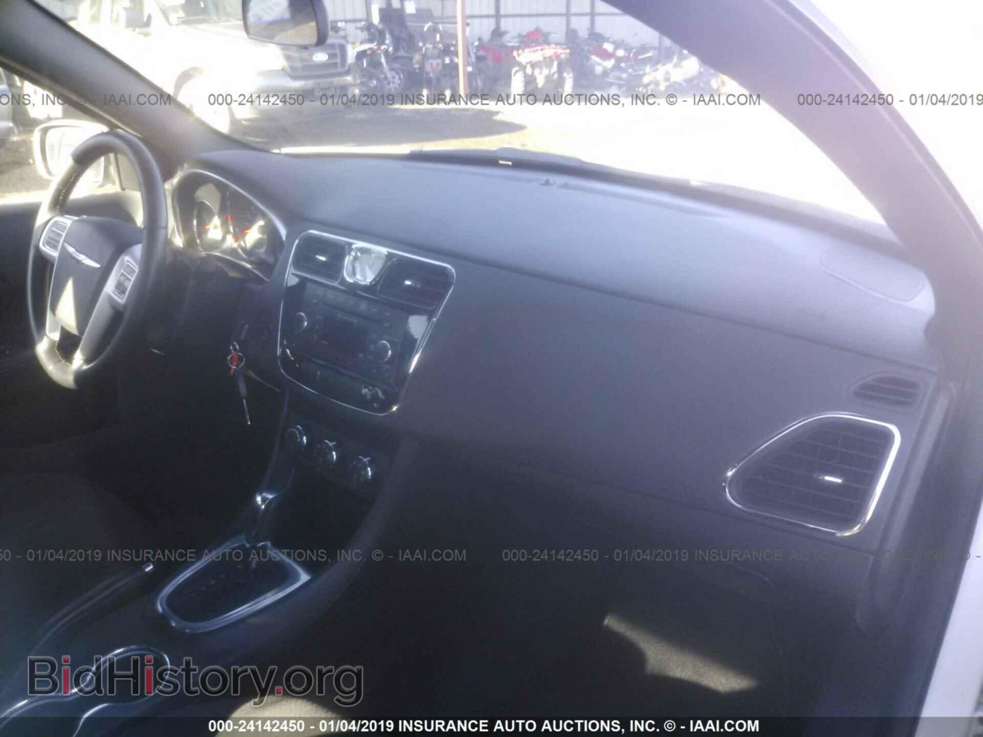 2013 CHRYSLER 200 - VIN: 1C3CCBBG1DN697170 - Фото 5