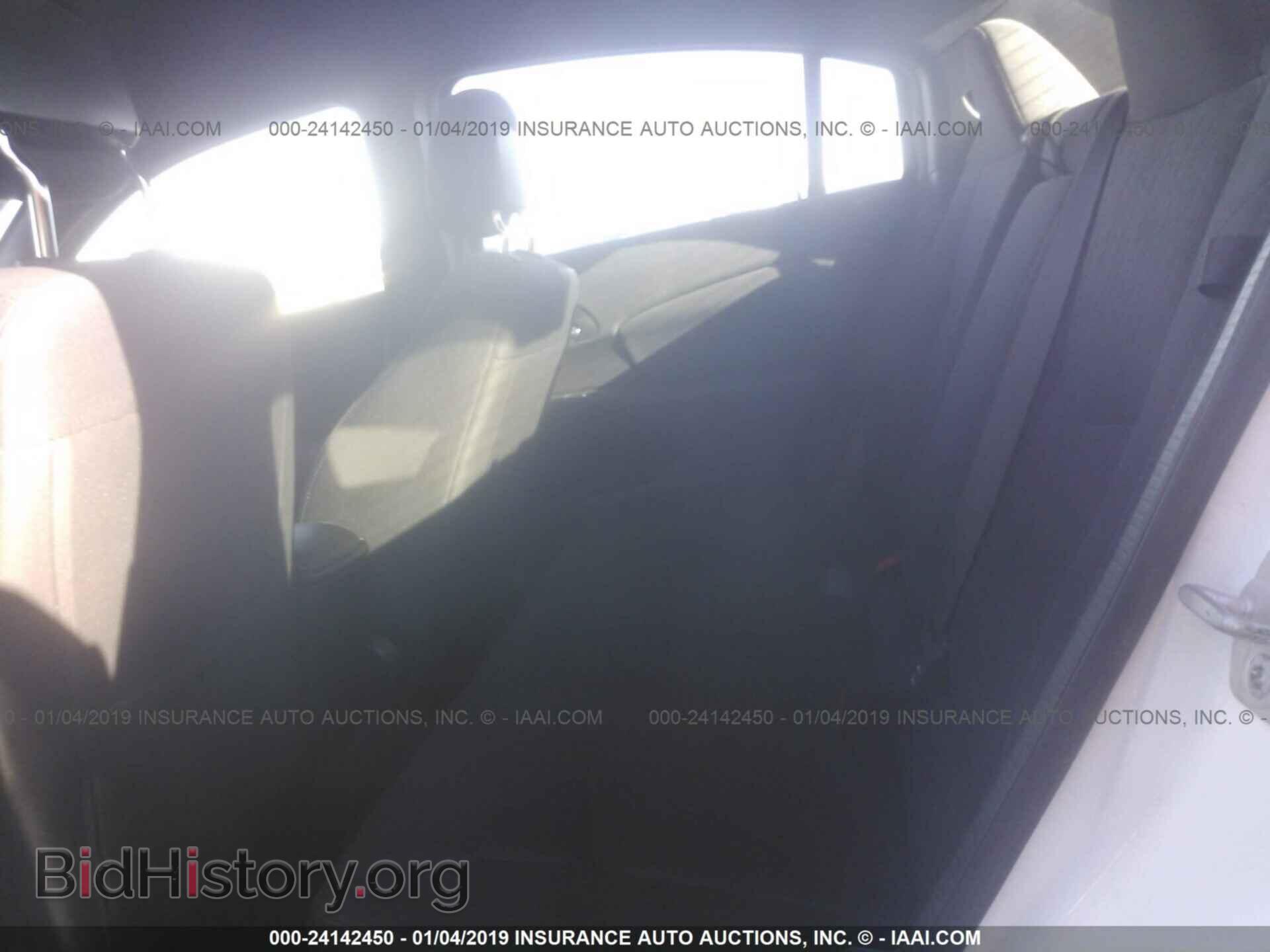2013 CHRYSLER 200 - VIN: 1C3CCBBG1DN697170 - Фото 8