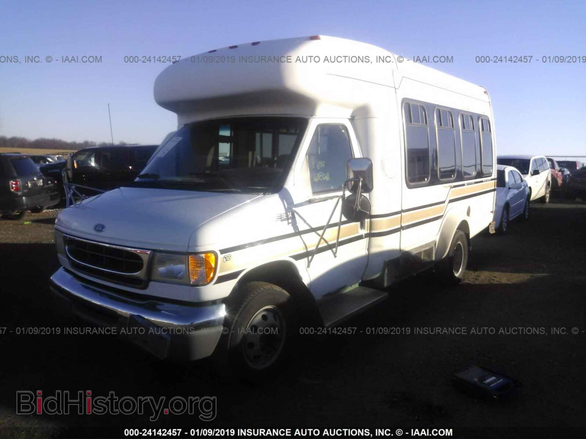 2002 FORD ECONOLINE - VIN: 1FDWE35S72HA74409 - Photo 2