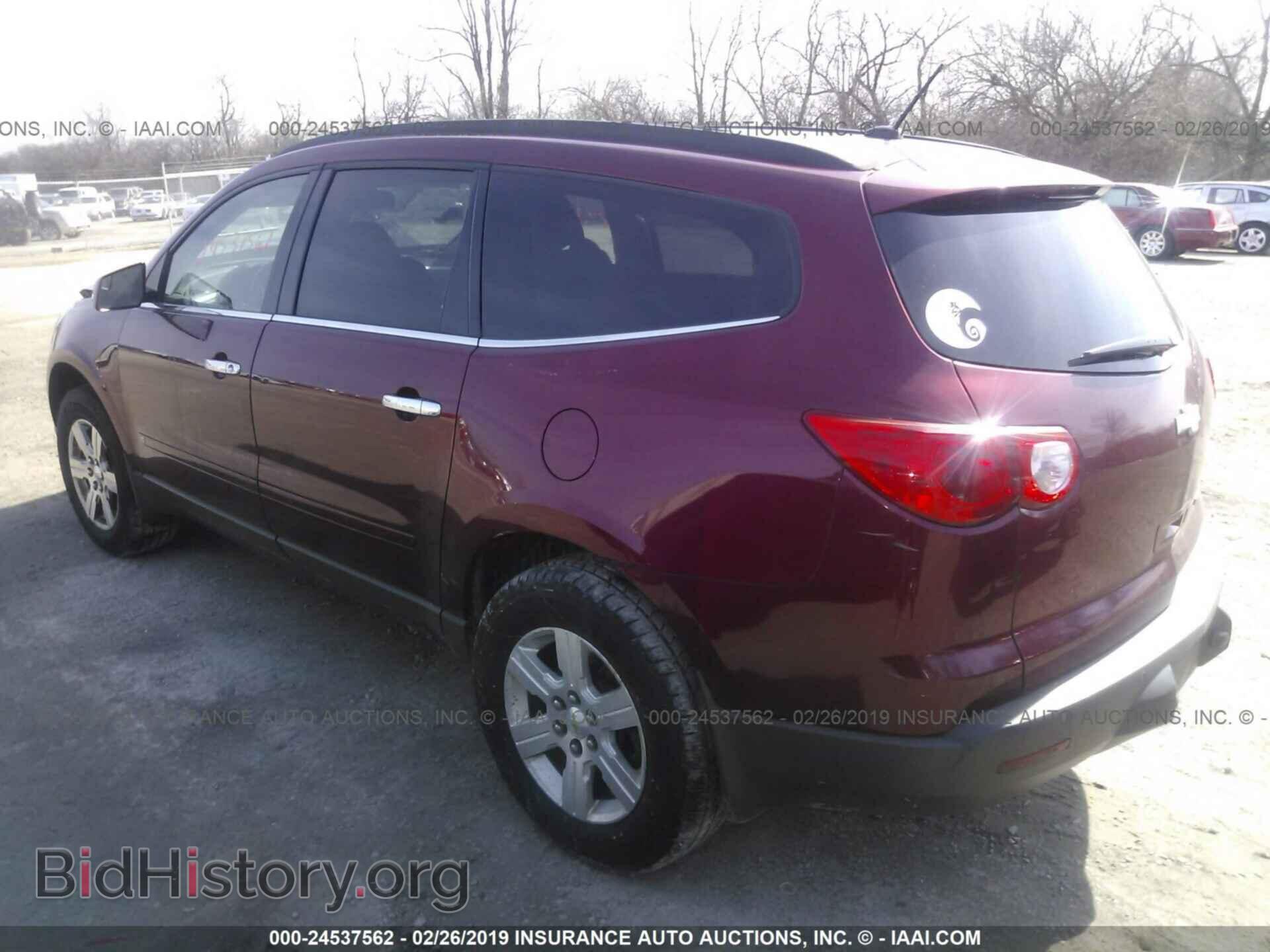 2010 CHEVROLET TRAVERSE - VIN: 1GNLRFED9AS122841 - Фото 3