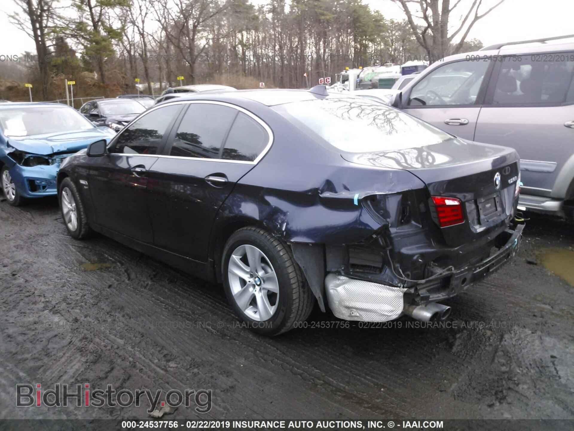 2012 BMW 528 - VIN: WBAXH5C55CDW03421 - Фото 3