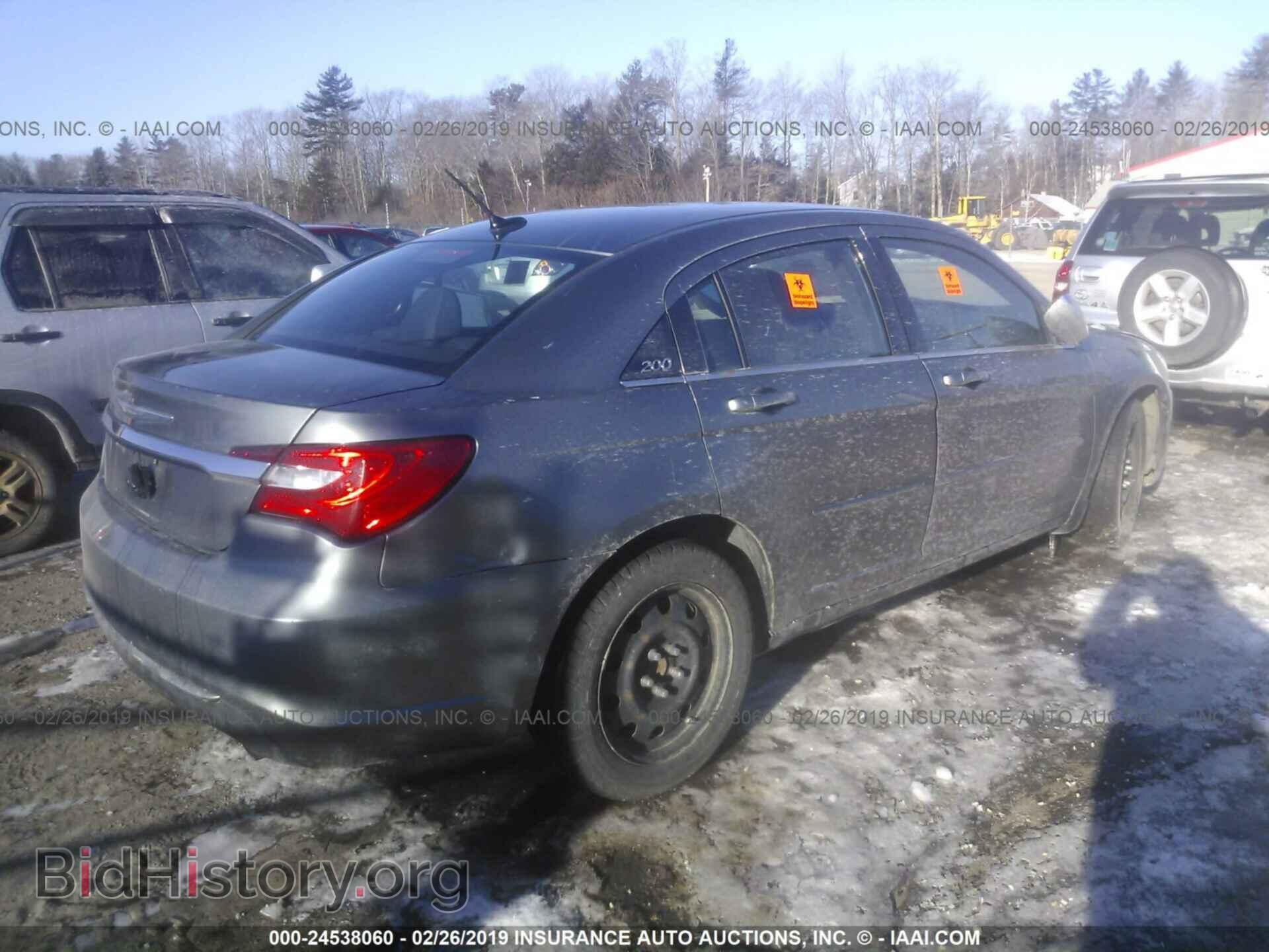 2013 CHRYSLER 200 - VIN: 1C3CCBAB0DN568620 - Фото 4