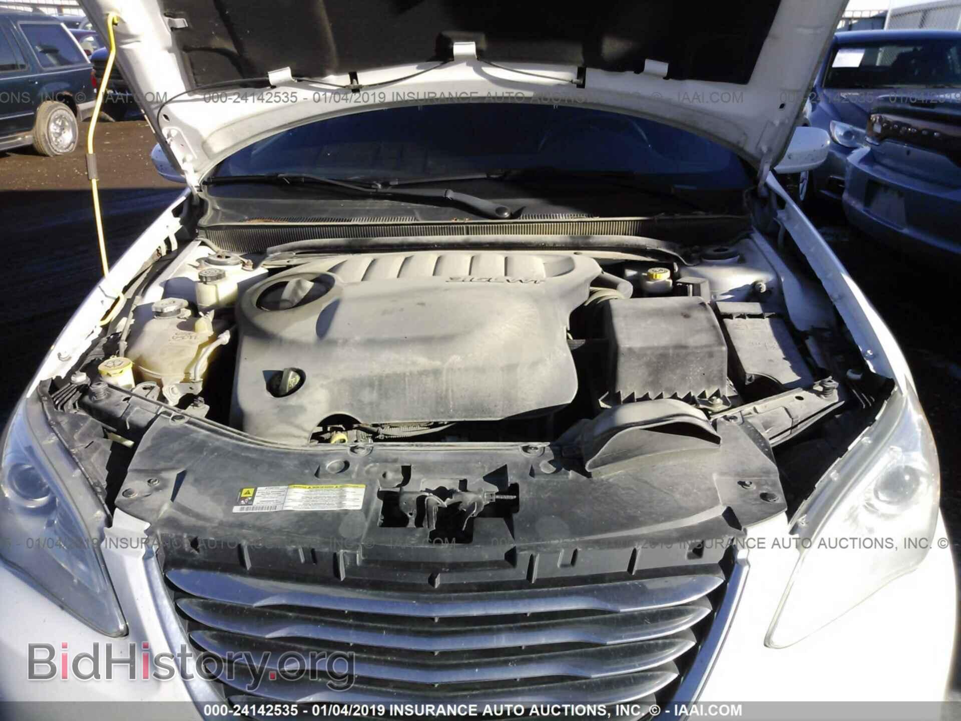 2013 CHRYSLER 200 - VIN: 1C3CCBBG3DN697171 - Фото 10