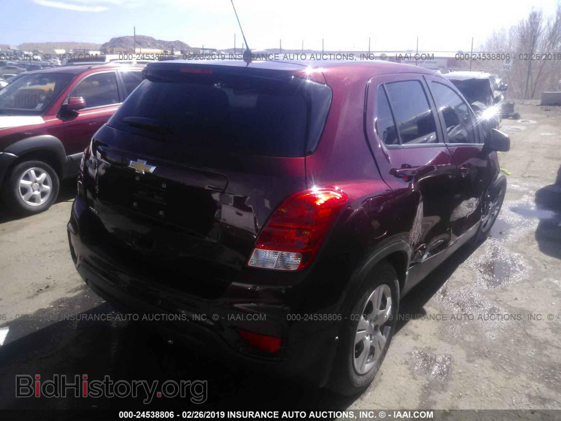 2017 CHEVROLET TRAX - VIN: 3GNCJKSB2HL230245 - Фото 4