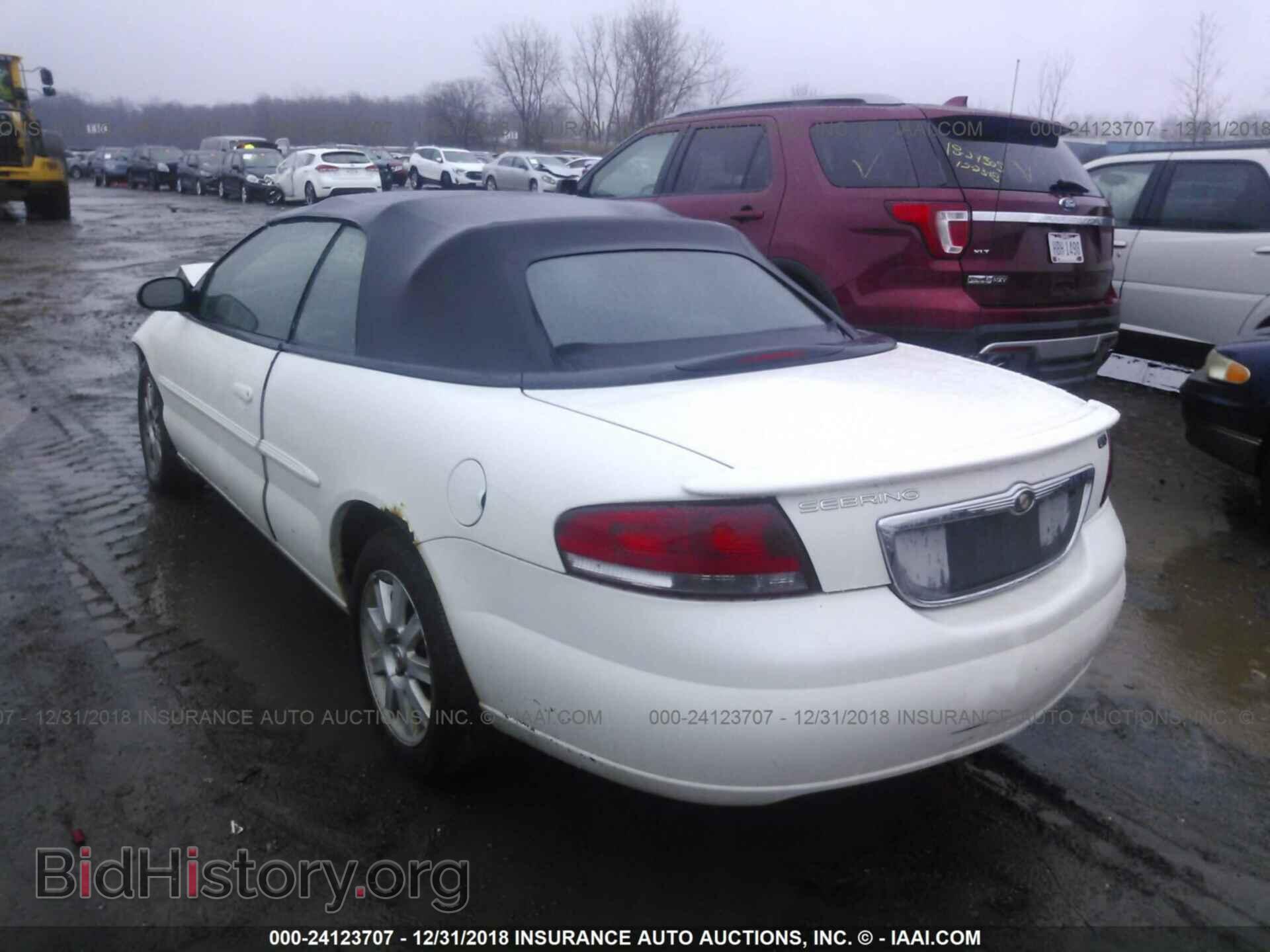 2004 CHRYSLER SEBRING - VIN: 1C3EL75R74N122011 - Photo 3