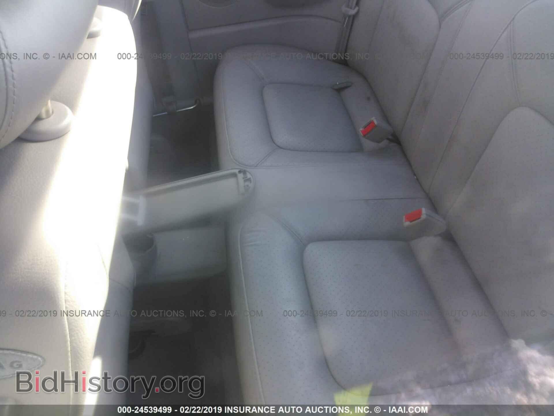 2000 VOLKSWAGEN NEW BEETLE - VIN: 3VWDD21C8YM422873 - Фото 8