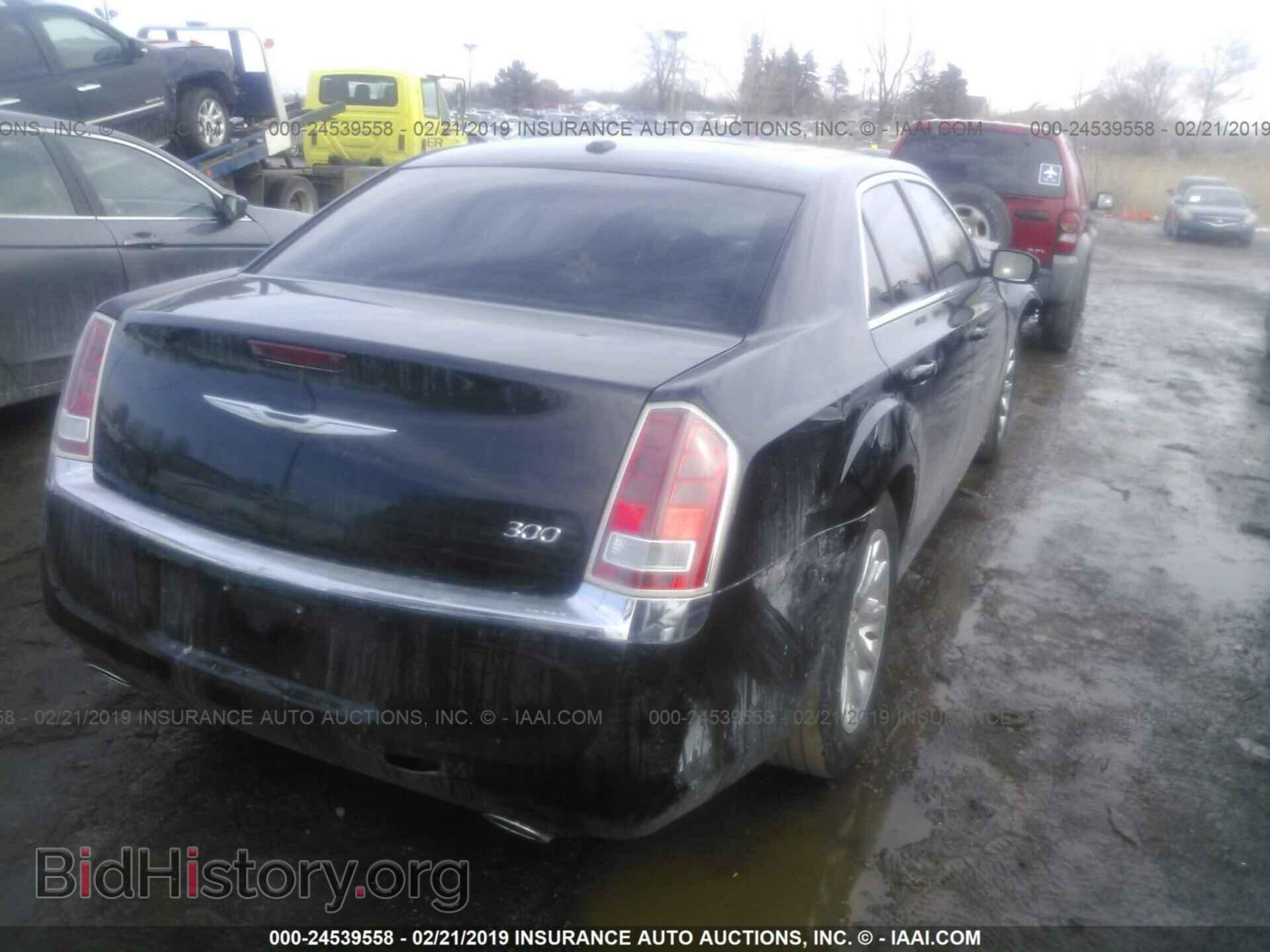 2013 CHRYSLER 300 - VIN: 2C3CCAAG2DH714269 - Photo 4