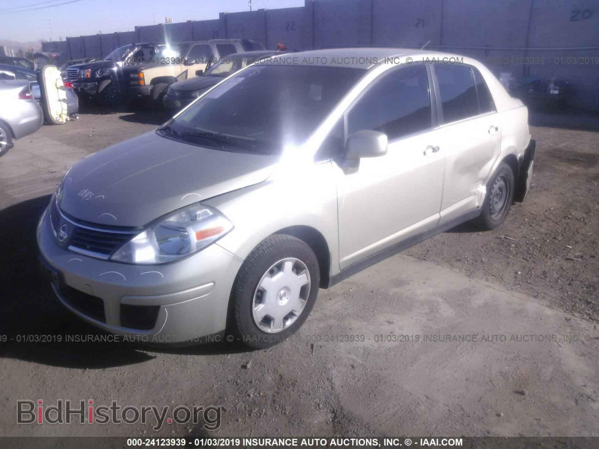 2009 NISSAN VERSA - VIN: 3N1BC11E49L377191 - Фото 2