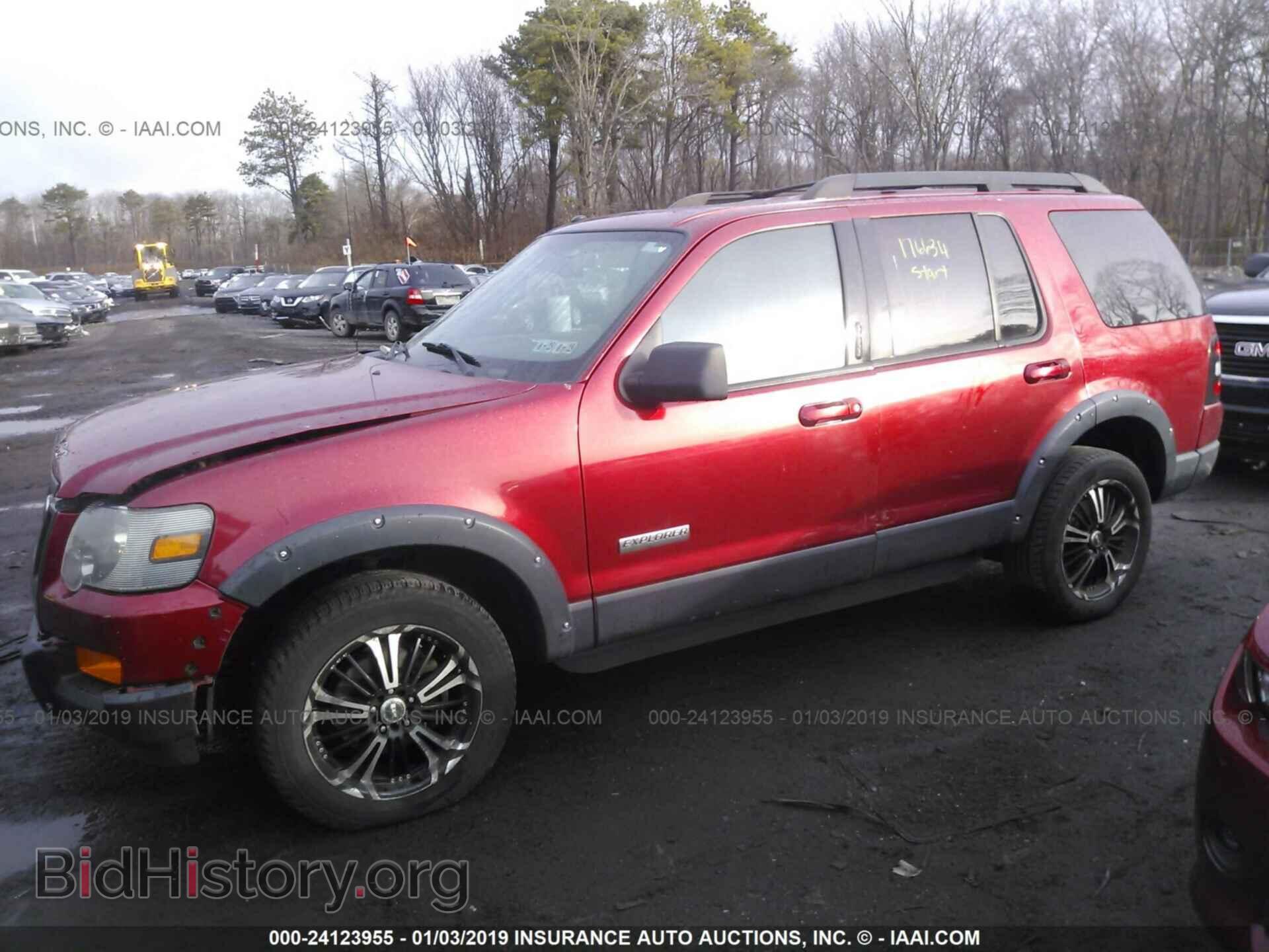 2007 FORD EXPLORER - VIN: 1FMEU73827UA55228 - Фото 2