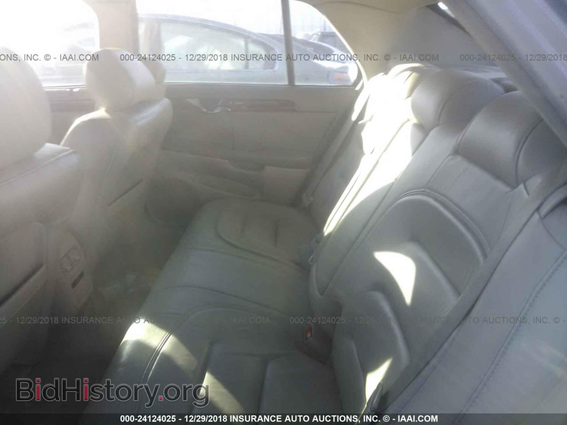2001 CADILLAC DEVILLE - VIN: 1G6KD54Y21U240545 - Фото 8