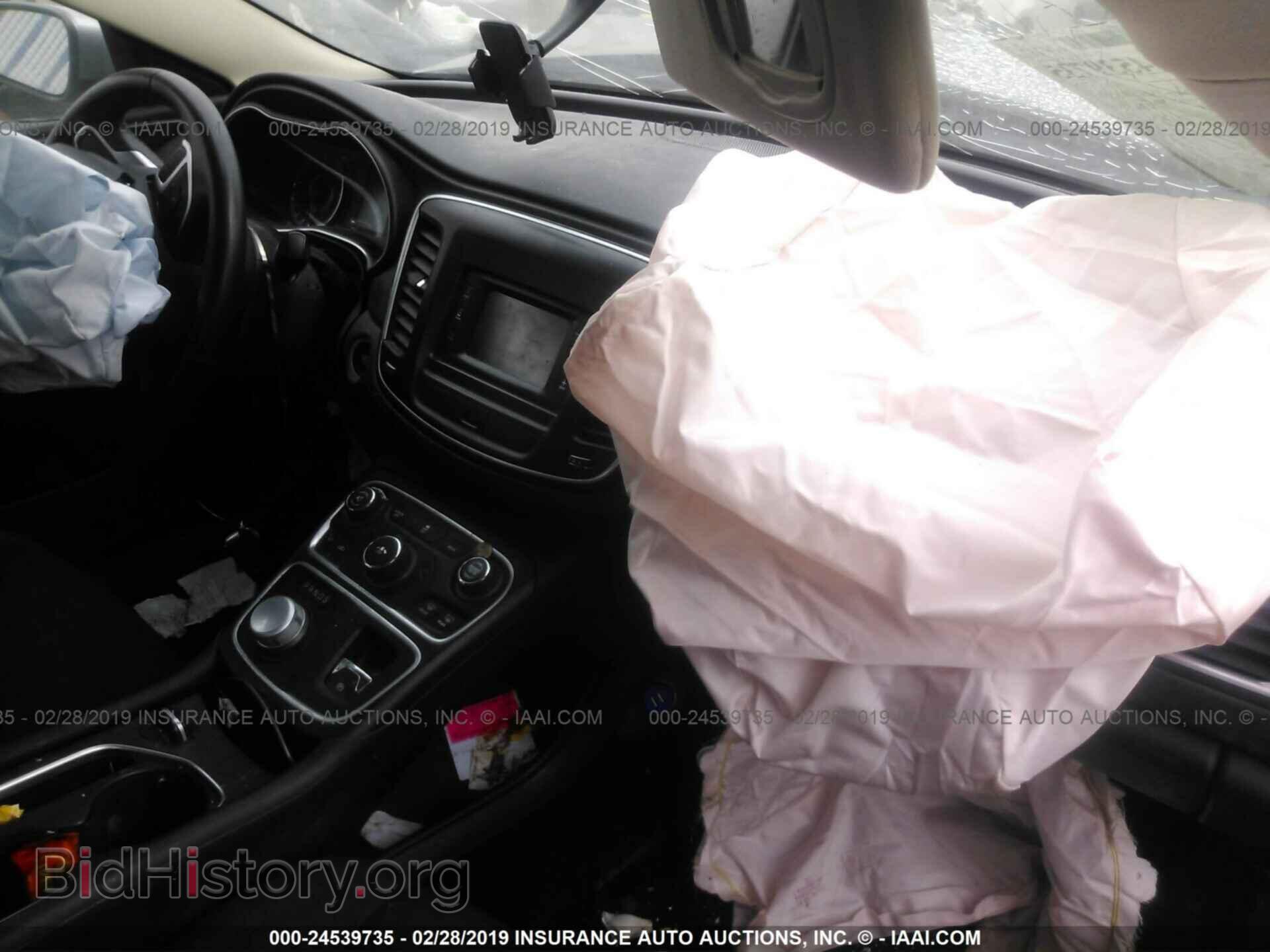 2016 Chrysler 200 - VIN: 1C3CCCAG3GN119714 - Фото 5