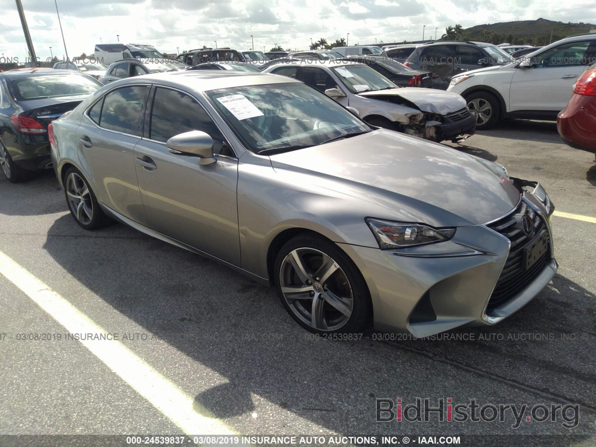 Photo JTHCM1D28H5017774 - LEXUS IS 2017