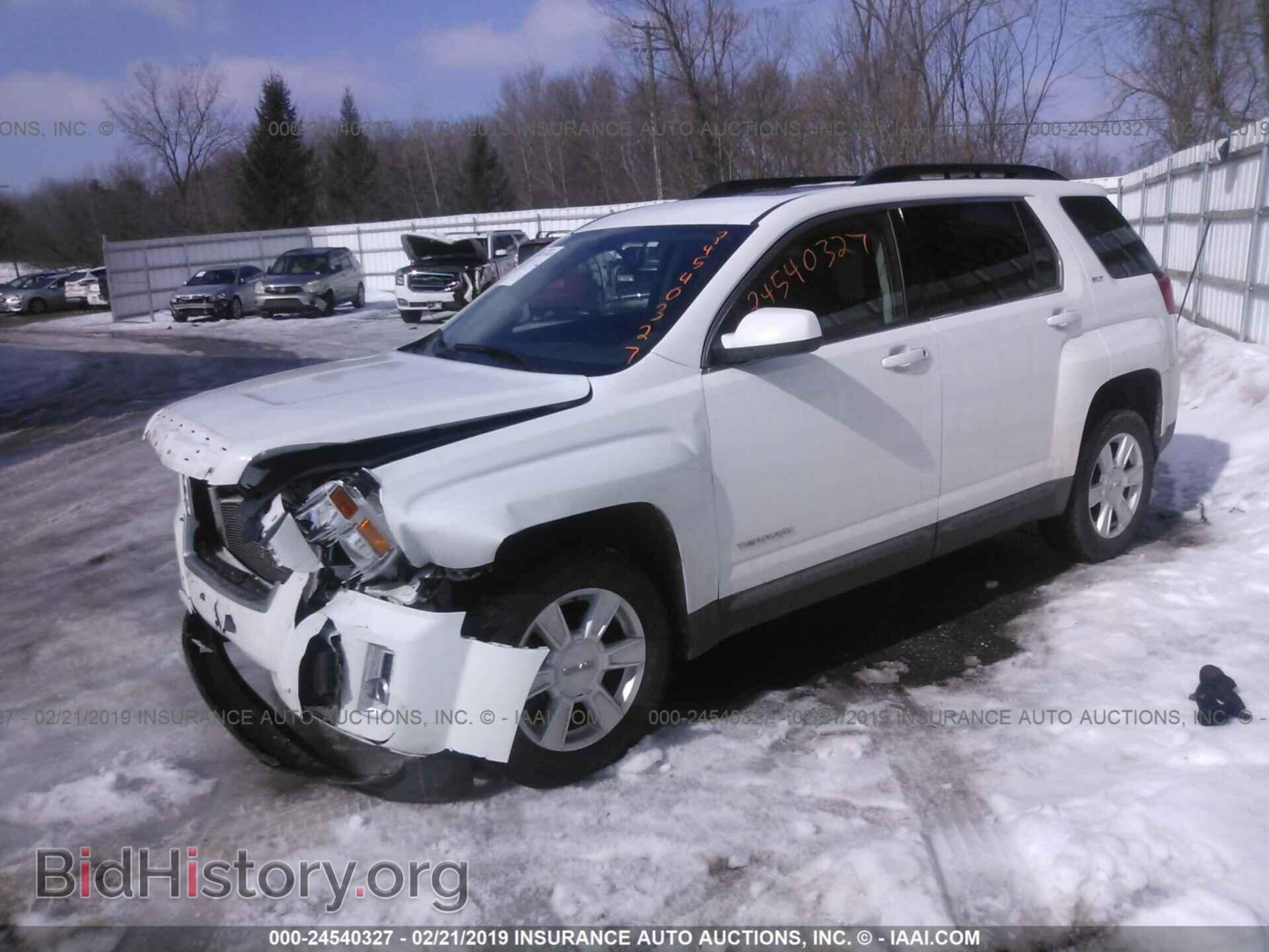 2011 GMC TERRAIN - VIN: 2CTALUEC3B6398115 - Photo 2