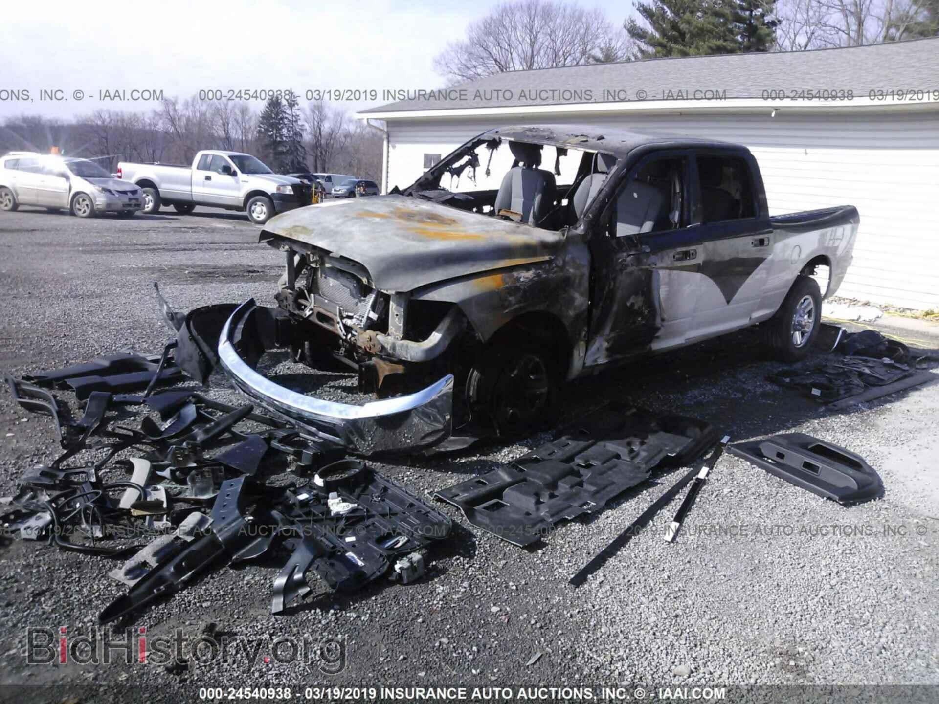 2015 RAM 2500 - VIN: 3C6UR5CL3FG593293 - Фото 2