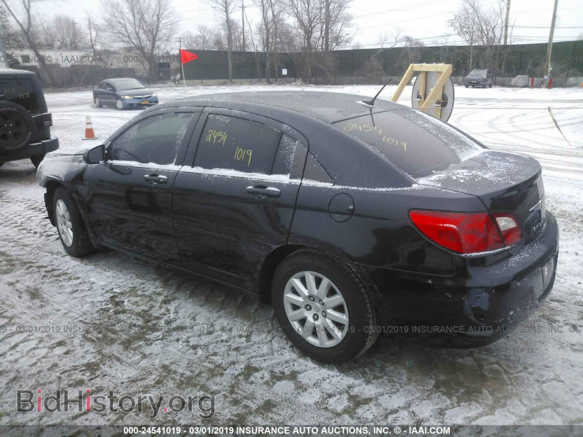 2010 CHRYSLER SEBRING - VIN: 1C3CC4FB2AN100906 - Фото 3