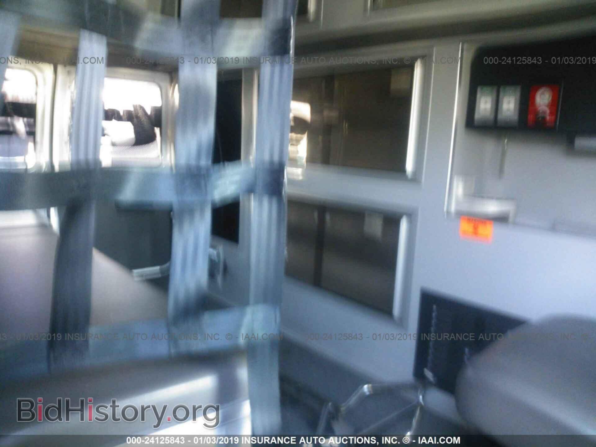 2011 FORD ECONOLINE - VIN: 1FDSS3ELXBDA42478 - Фото 8