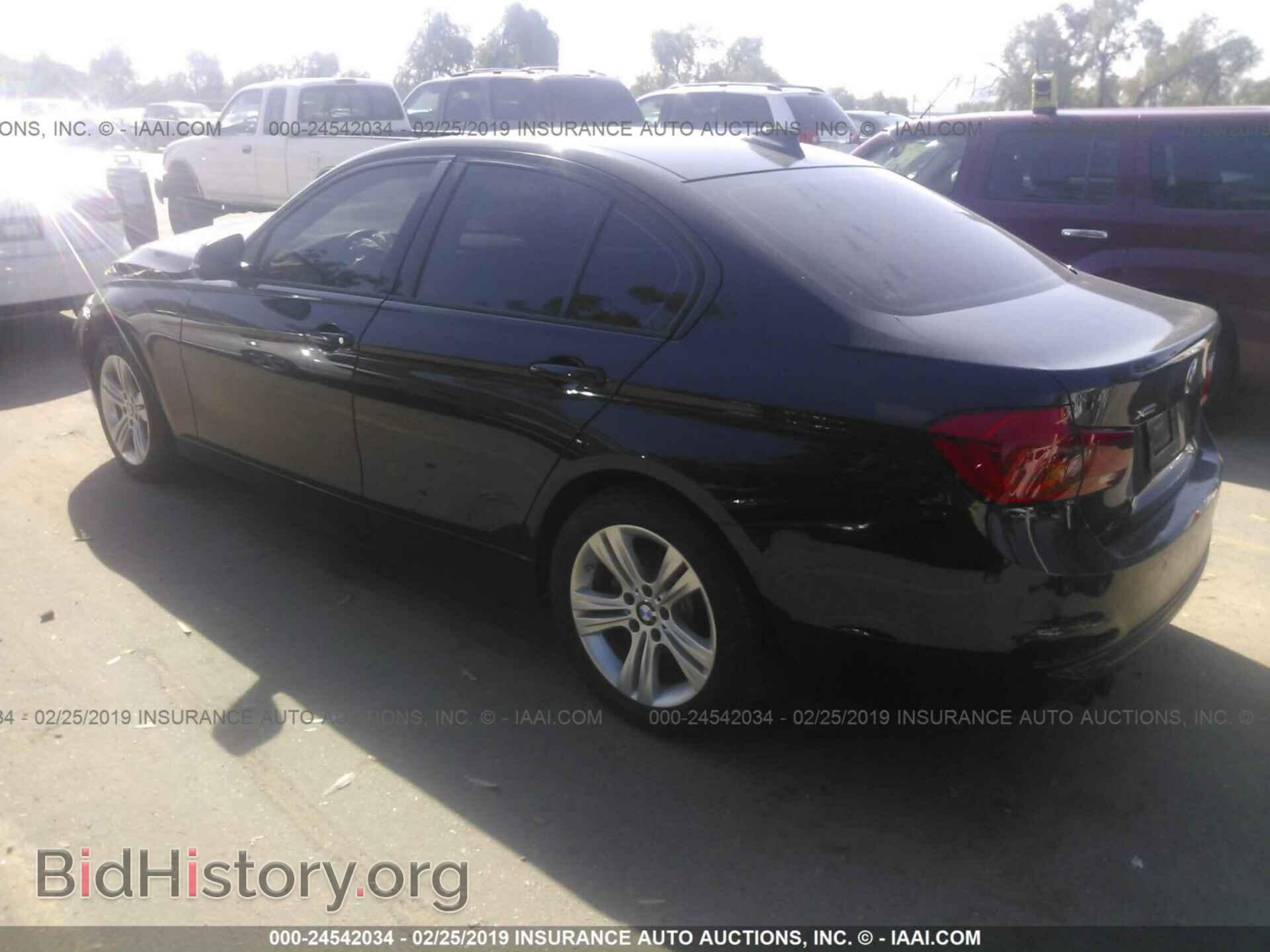 2016 BMW 328 - VIN: WBA8E3G53GNT76757 - Фото 3