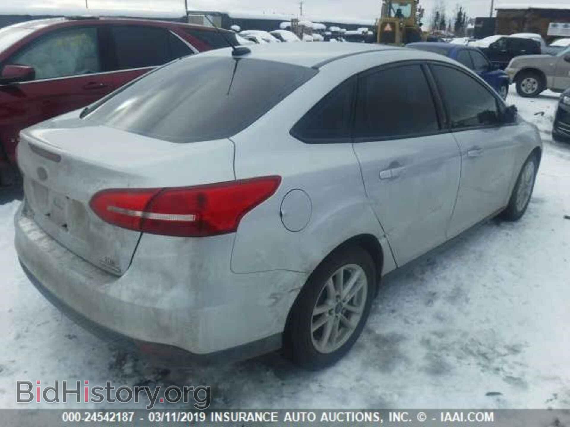 2015 FORD FOCUS - VIN: 1FADP3F23FL301446 - Photo 4