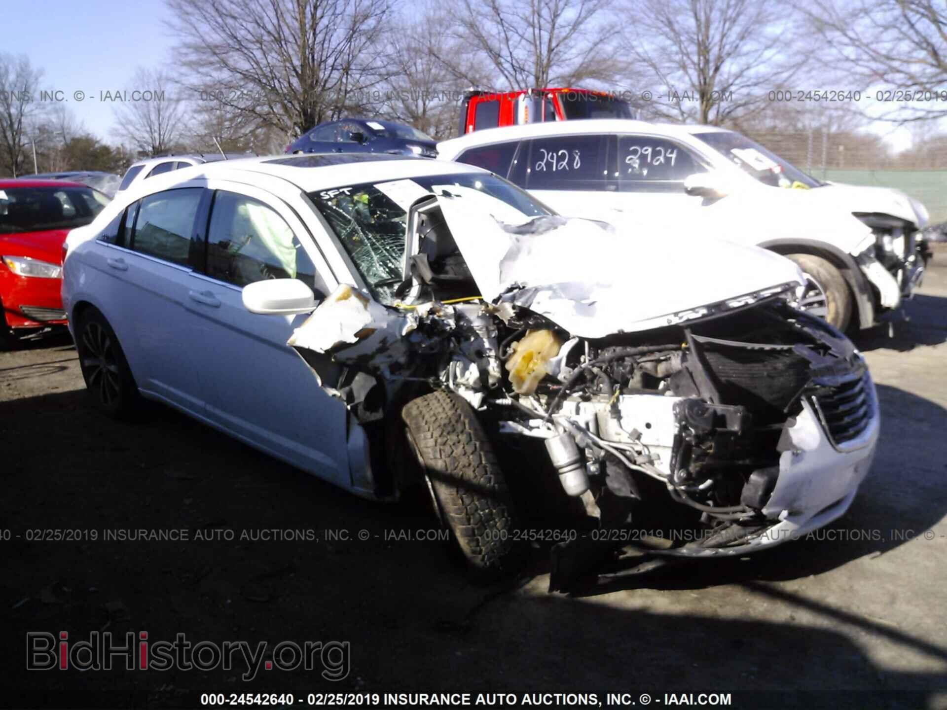 Photo 1C3CCBBG8DN755212 - CHRYSLER 200 2013