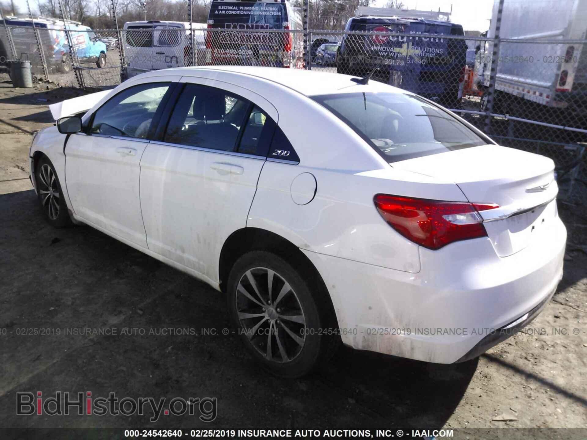 2013 CHRYSLER 200 - VIN: 1C3CCBBG8DN755212 - Photo 3