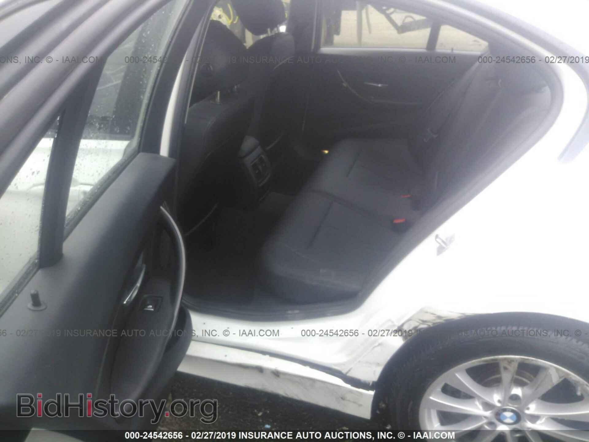 2016 BMW 320 - VIN: WBA8E1G57GNU11238 - Photo 8