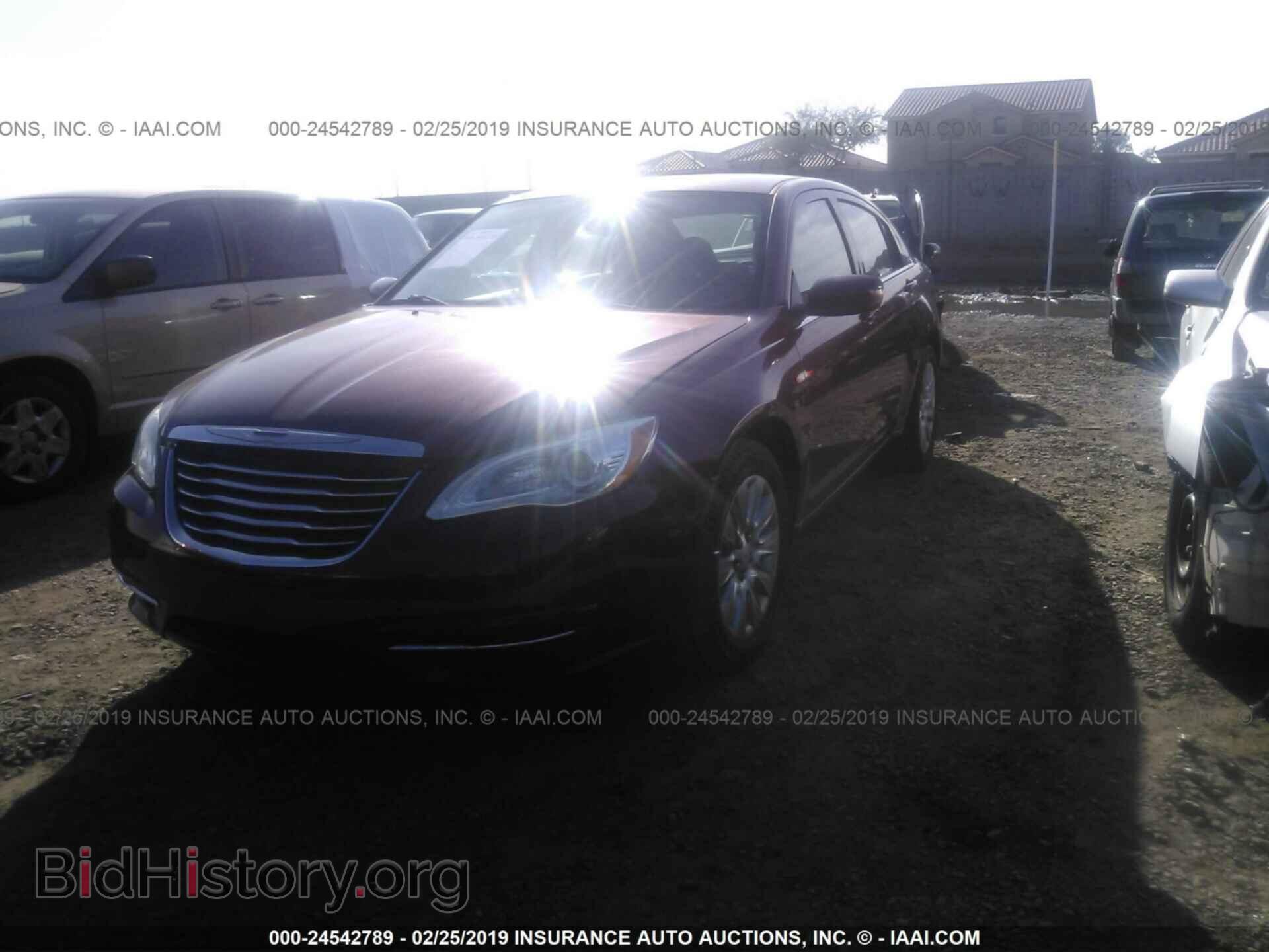 2014 CHRYSLER 200 - VIN: 1C3CCBAB4EN231109 - Photo 2