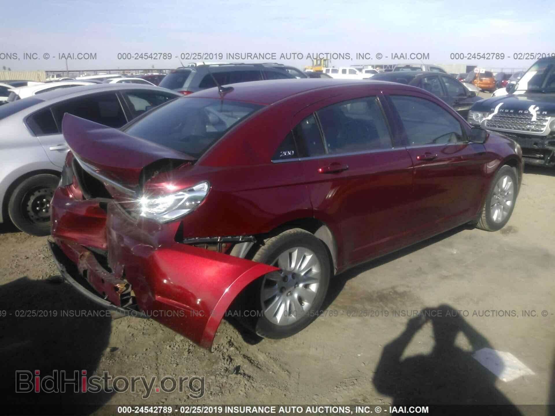 2014 CHRYSLER 200 - VIN: 1C3CCBAB4EN231109 - Photo 4