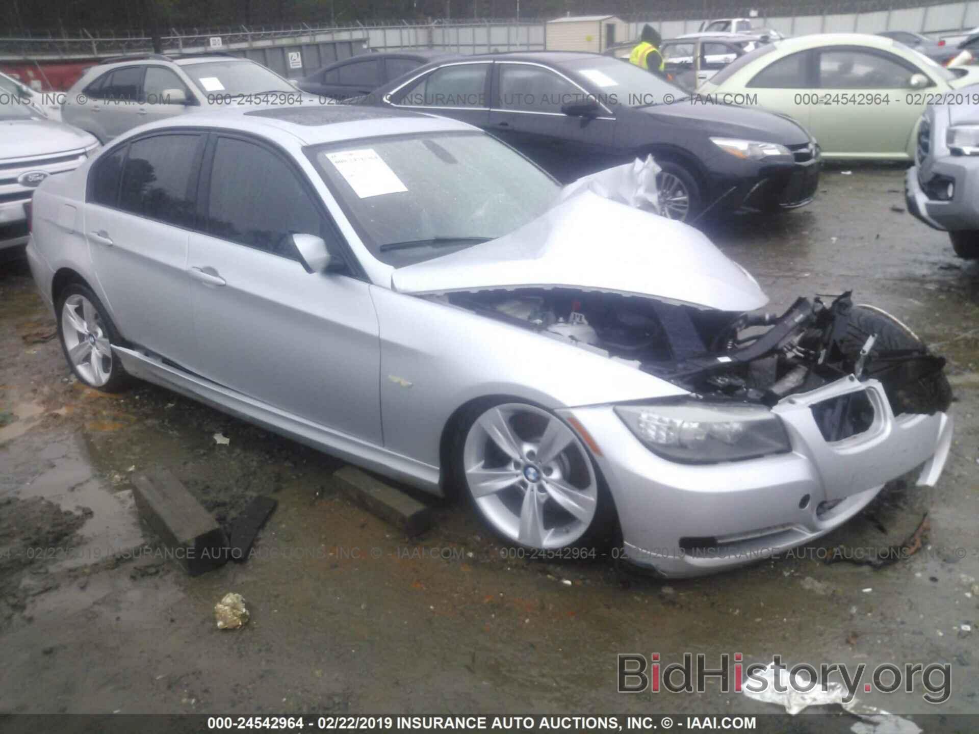 Photo WBAPM5C59BE577586 - BMW 335 2011