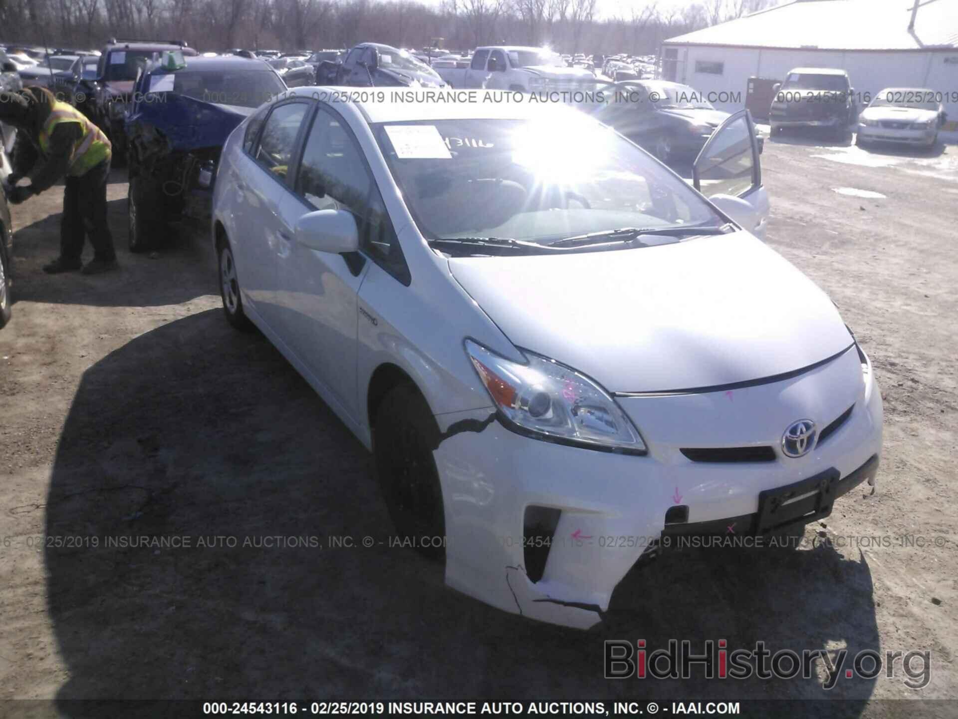 Фотография JTDKN3DU6E1747998 - TOYOTA PRIUS 2014