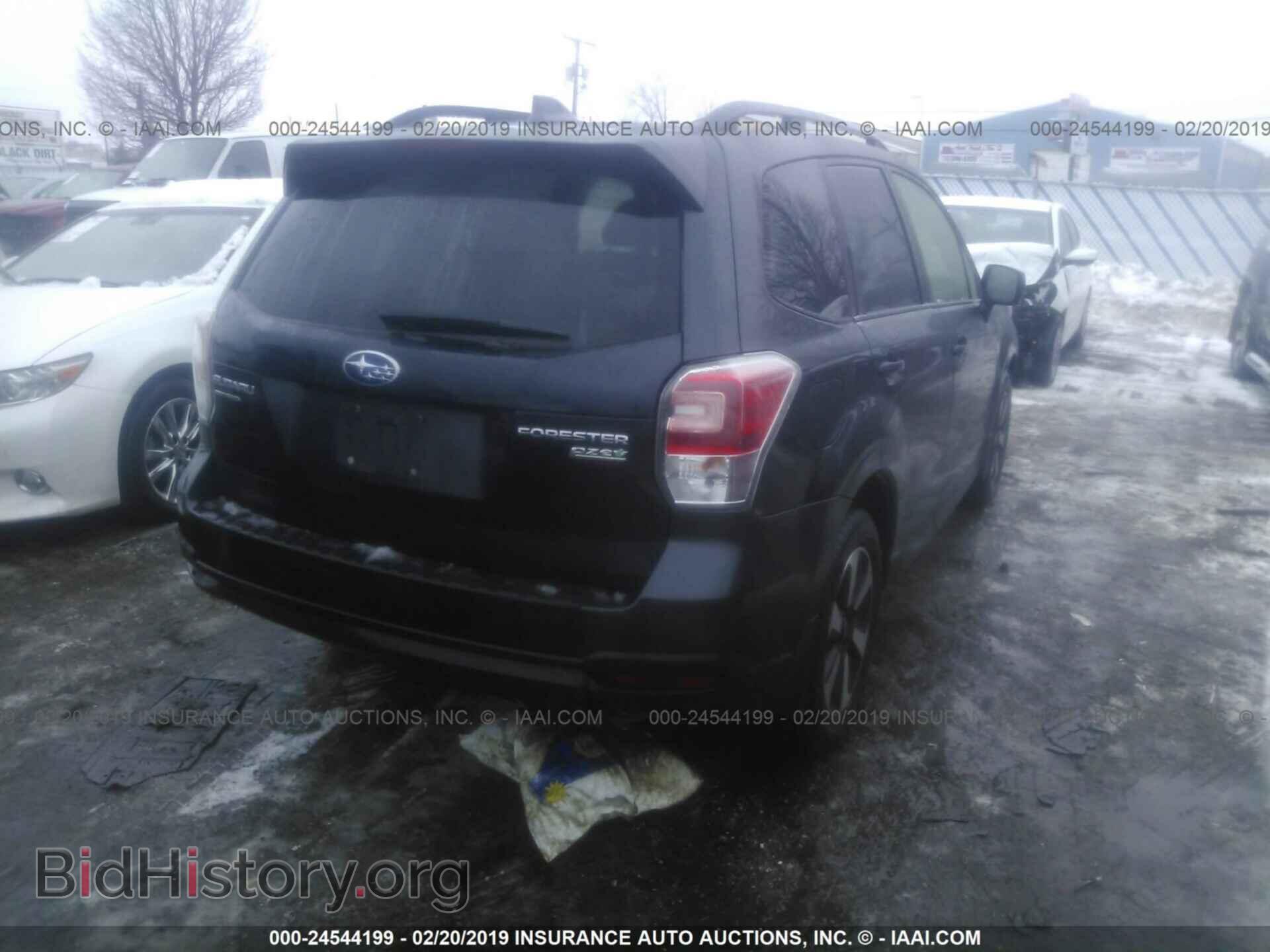 2017 SUBARU FORESTER - VIN: JF2SJAEC6HH477609 - Фото 4