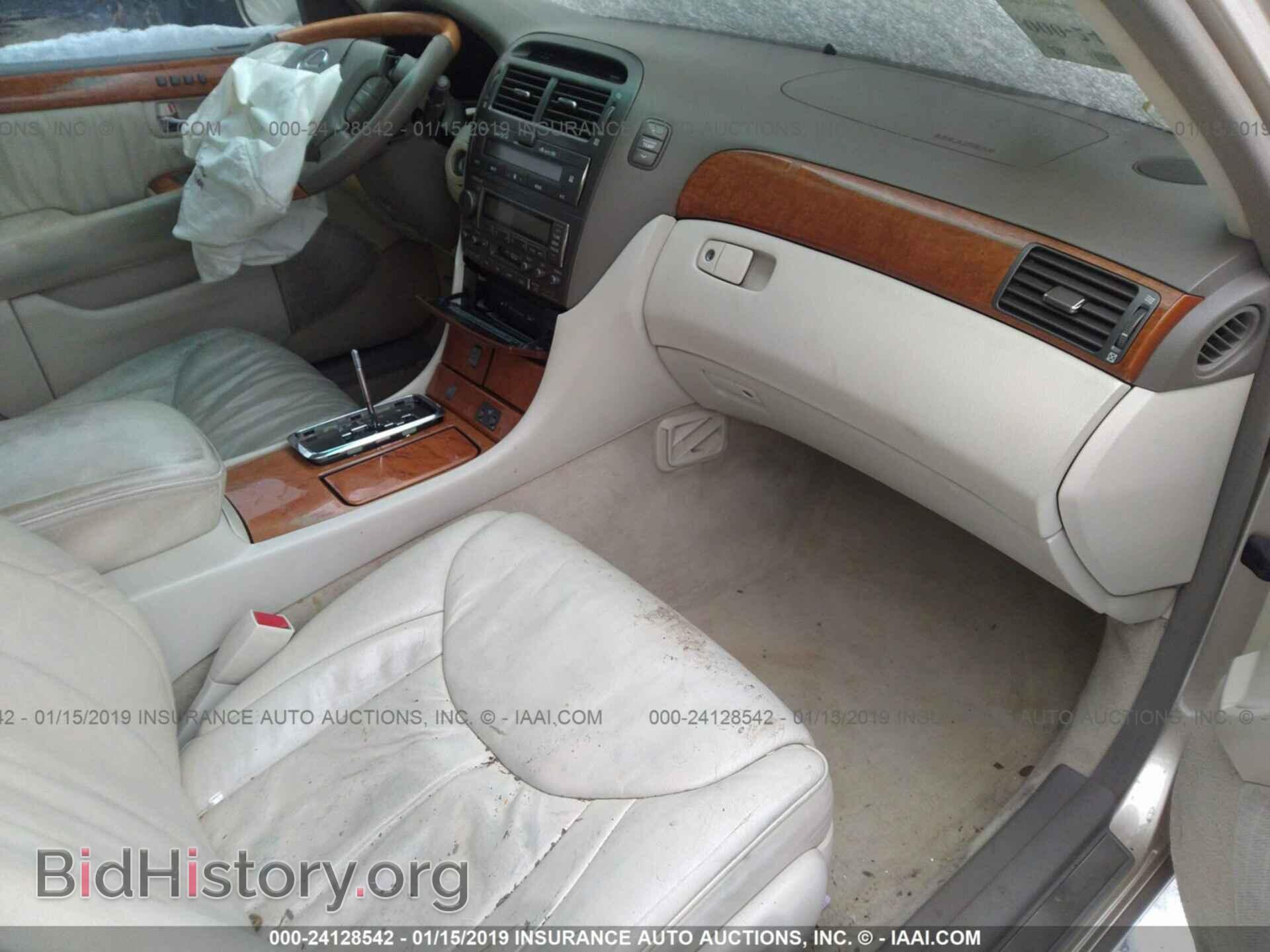 2001 LEXUS LS - VIN: JTHBN30F810032582 - Фото 5
