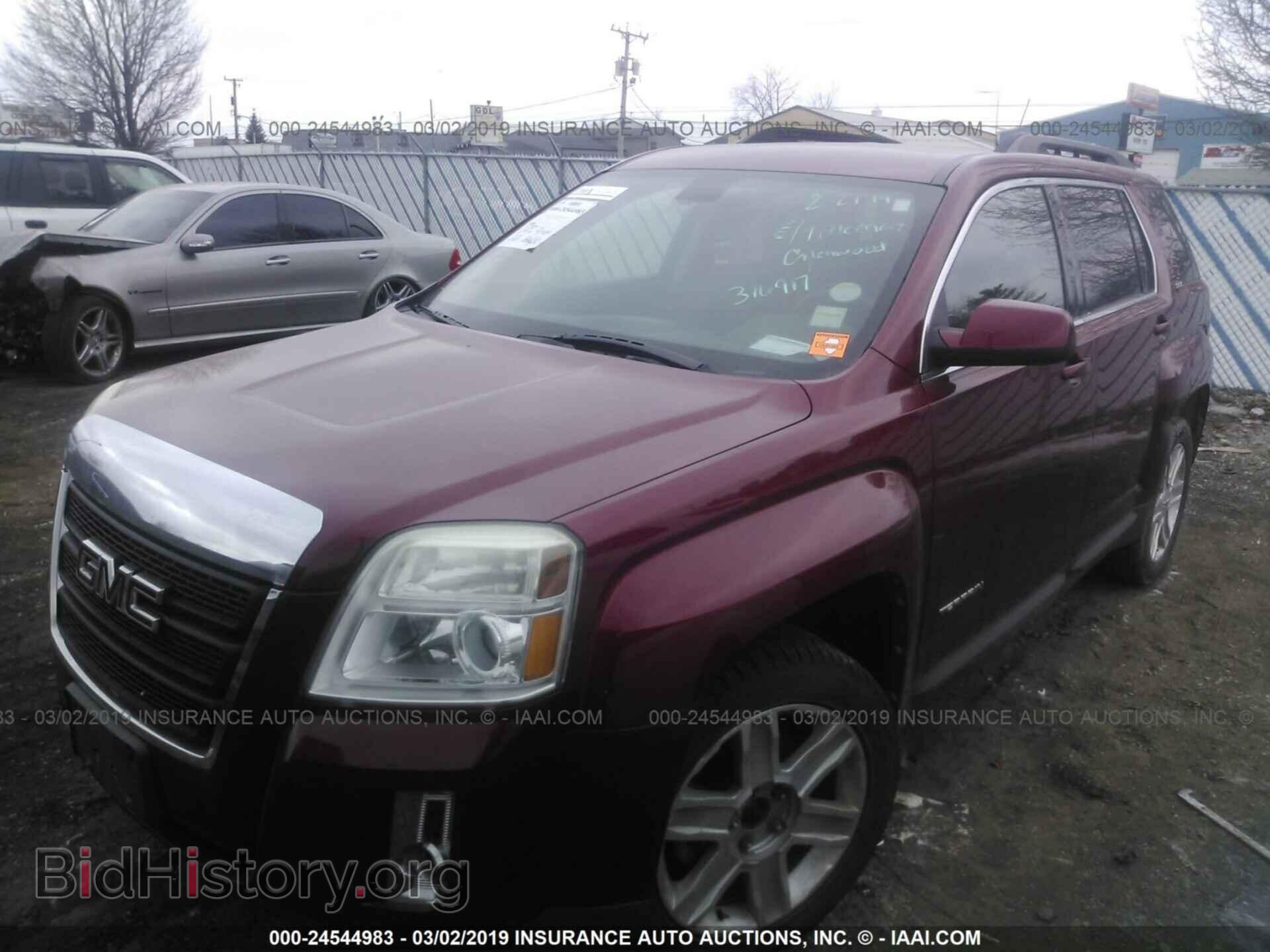 2011 GMC TERRAIN - VIN: 2CTALSEC8B6316917 - Photo 2