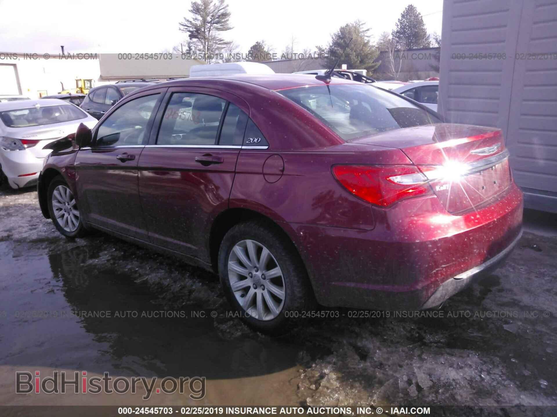 2011 CHRYSLER 200 - VIN: 1C3BC1FG5BN526841 - Фото 3