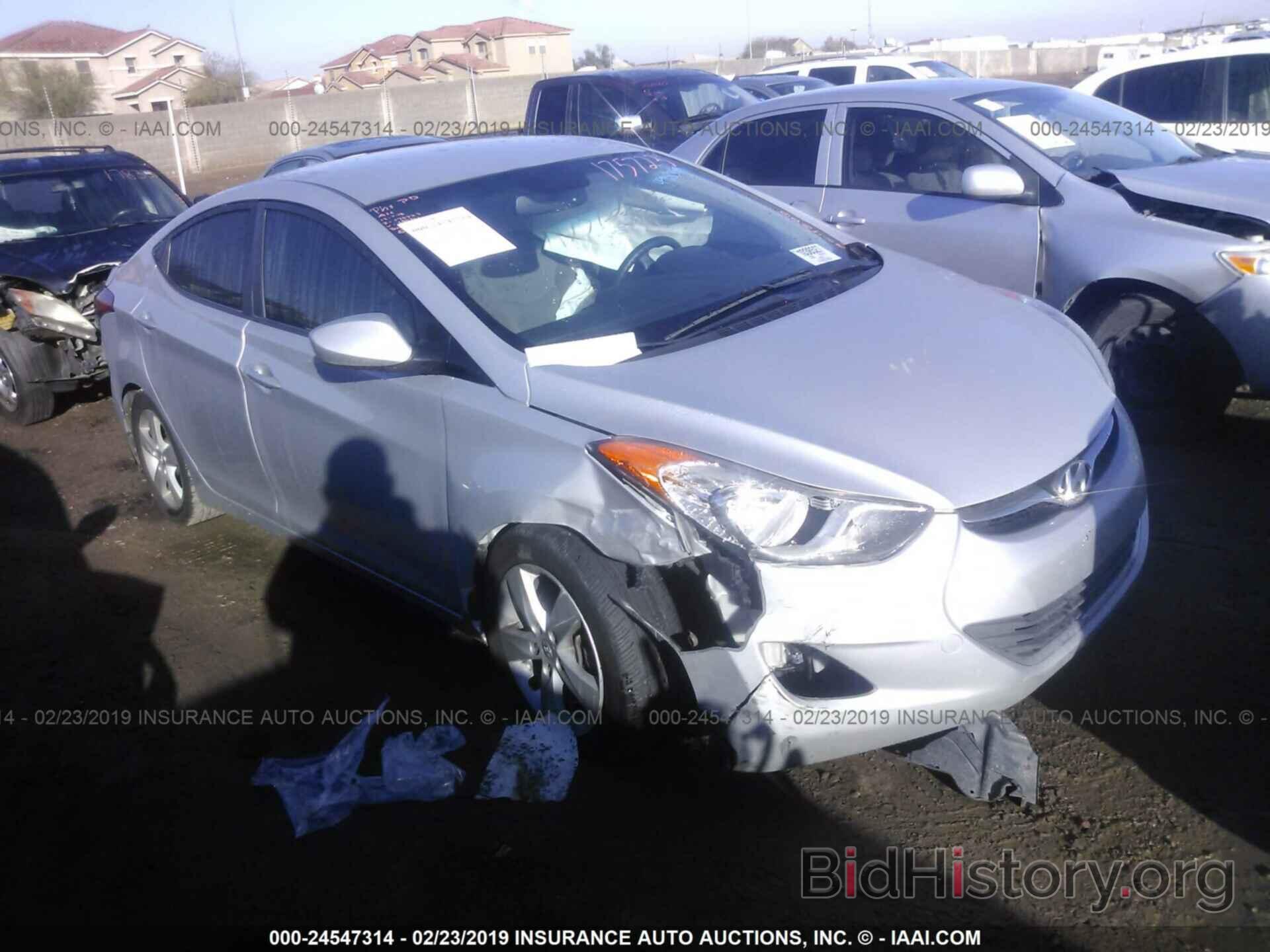 Photo KMHDH4AE2DU685351 - HYUNDAI ELANTRA 2013