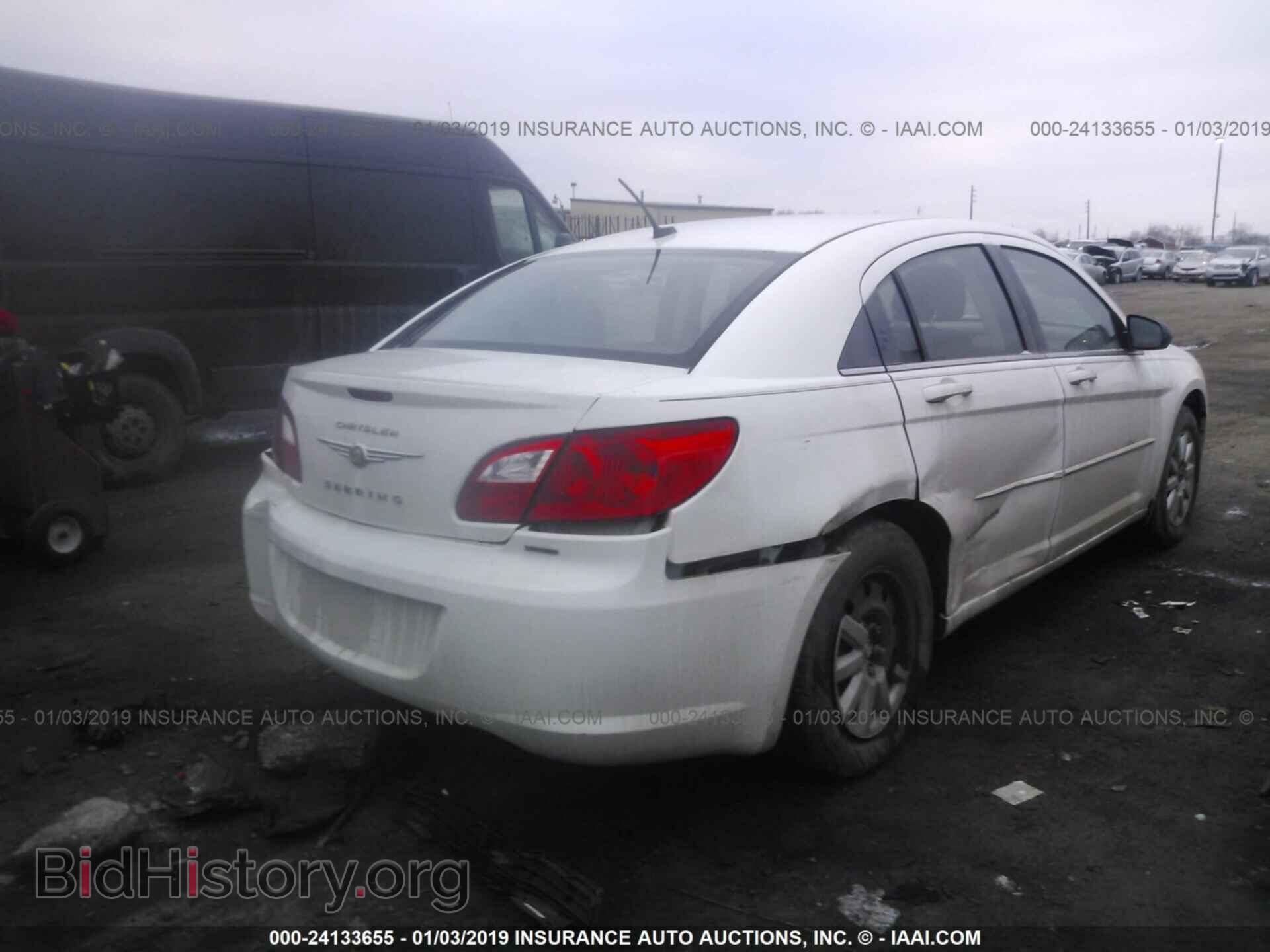 2010 CHRYSLER SEBRING - VIN: 1C3CC4FB5AN176345 - Фото 4