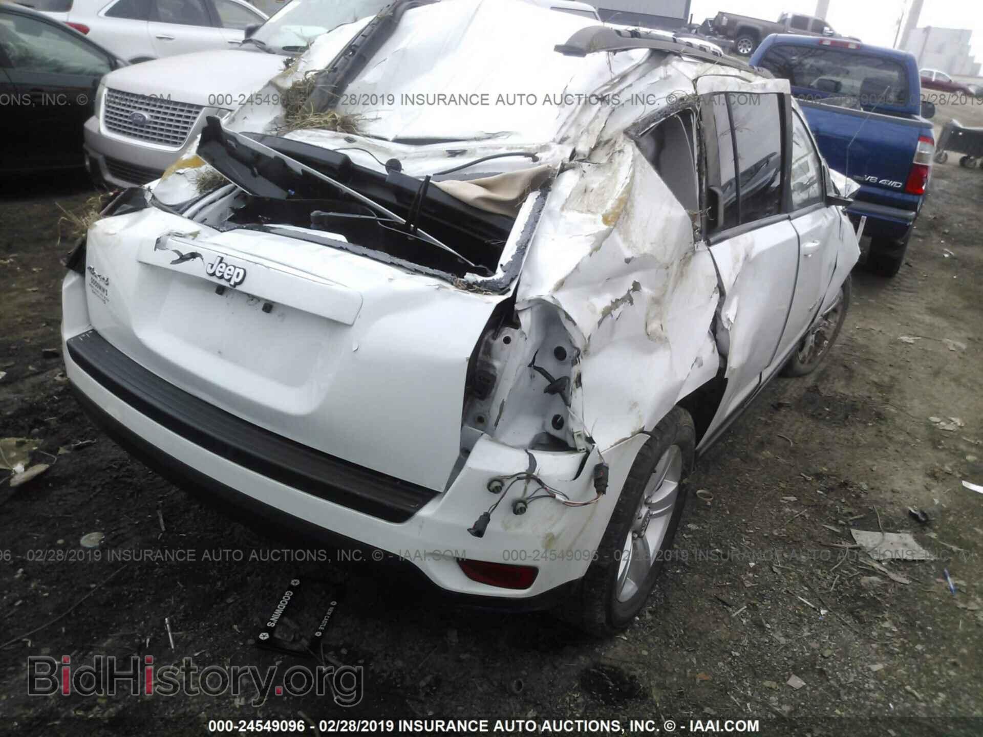 2015 JEEP COMPASS - VIN: 1C4NJDBB9FD423640 - Фото 4