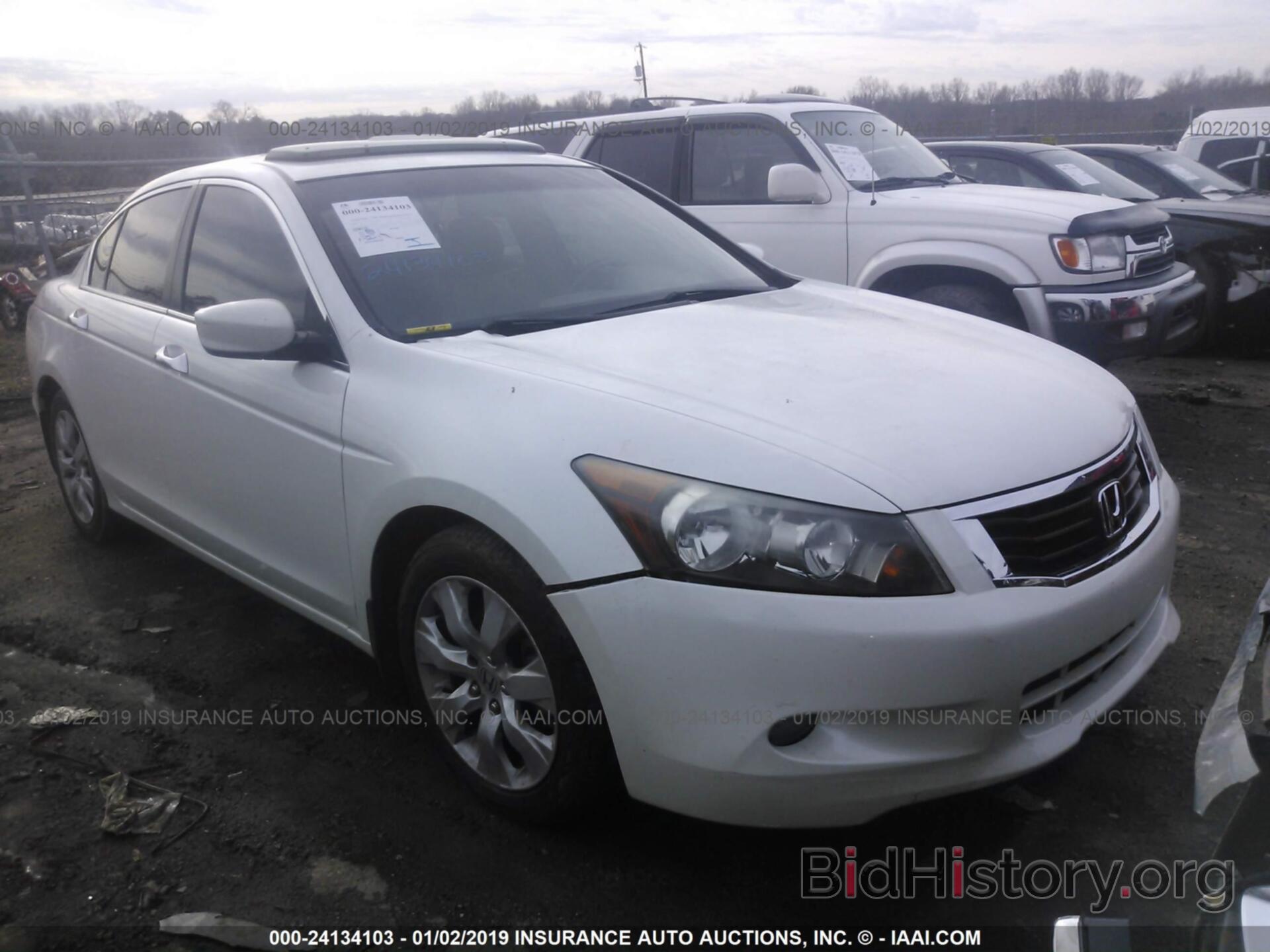 Photo 1HGCP36838A049580 - HONDA ACCORD 2008