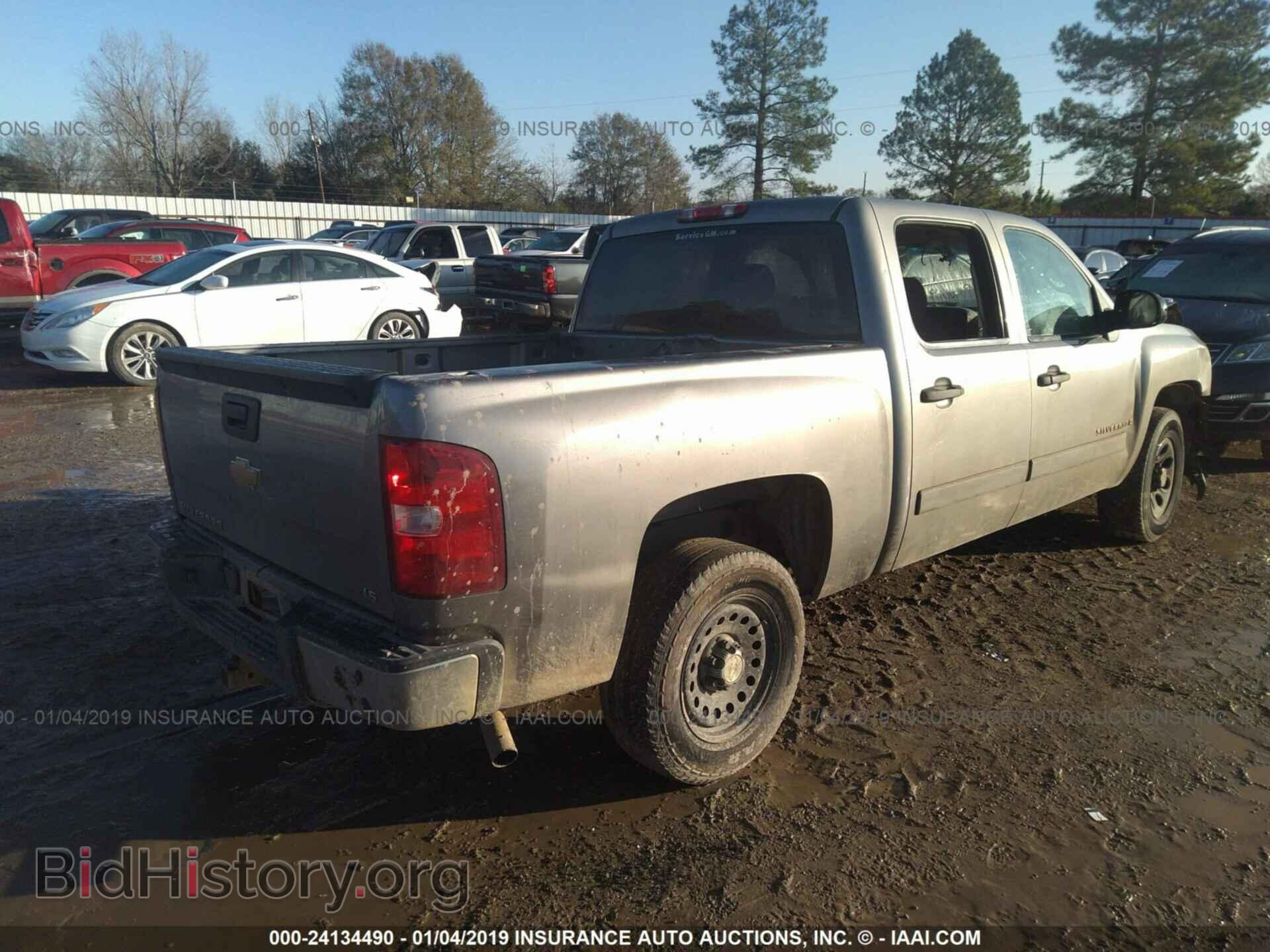 2007 CHEVROLET SILVERADO - VIN: 2GCEC13C971729587 - Фото 4