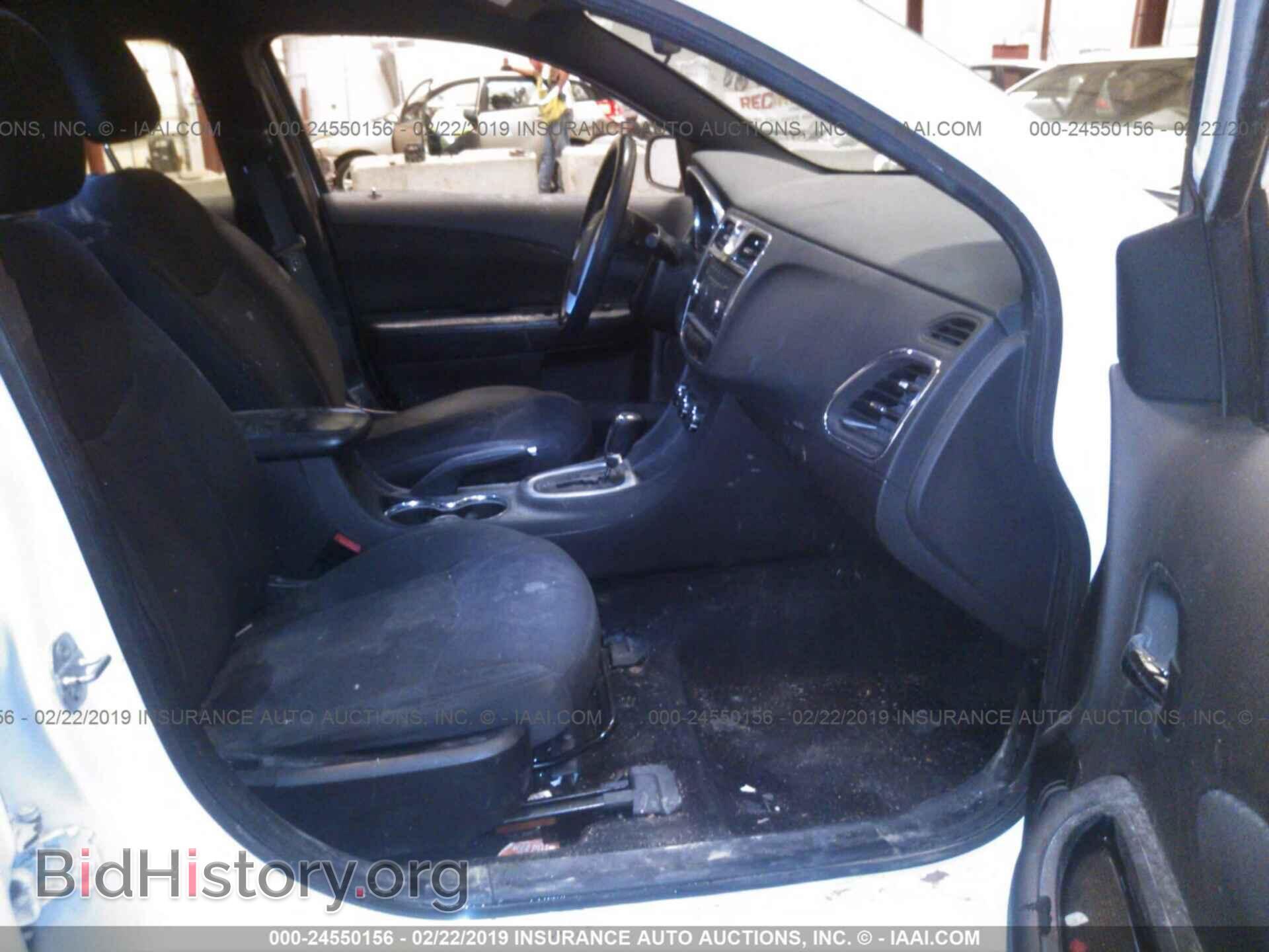 2013 CHRYSLER 200 - VIN: 1C3CCBBB9DN601001 - Photo 5
