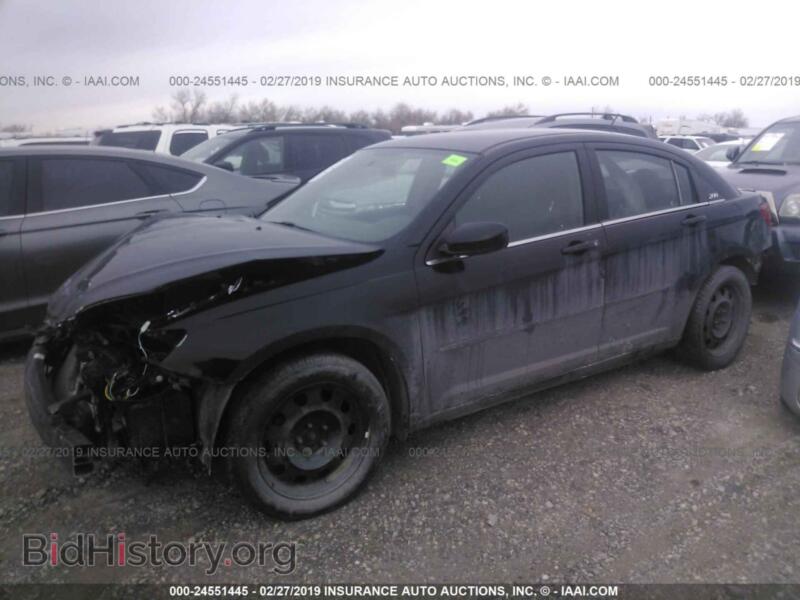 2012 Chrysler 200 (VIN 1C3CCBAG7CN316826) — photo 2 of 10