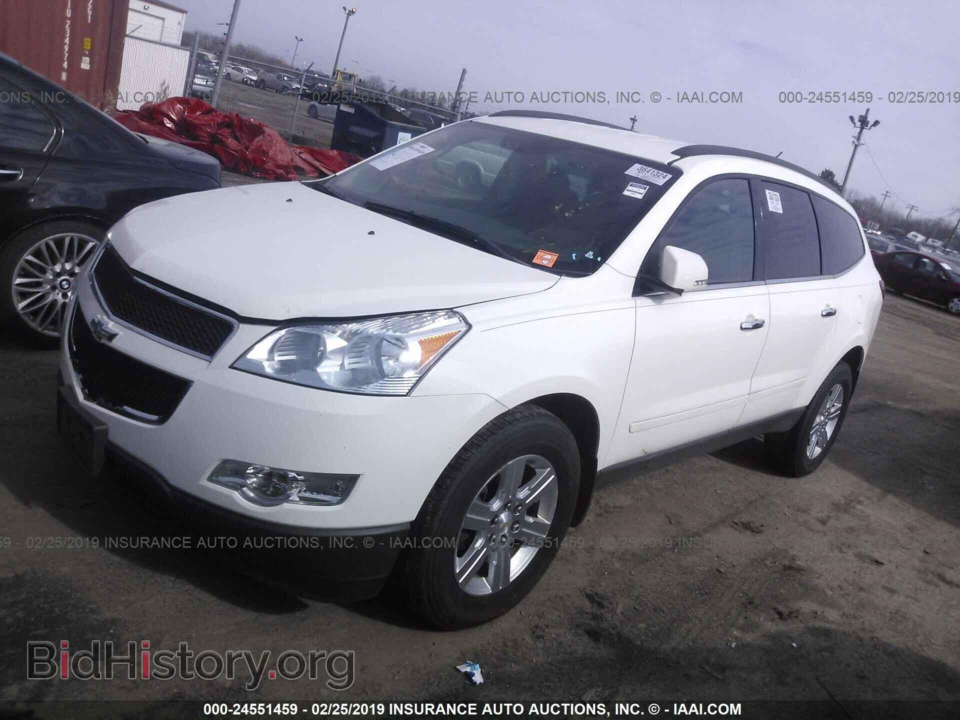 2012 CHEVROLET TRAVERSE - VIN: 1GNKVJEDXCJ112158 - Фото 2